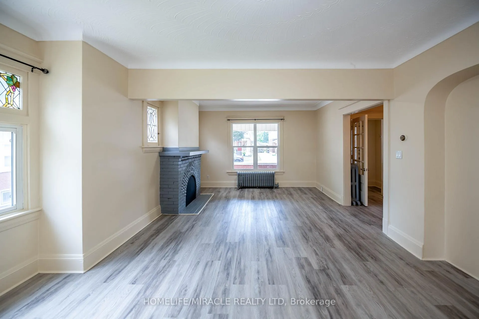 Photo 13 of 4975 Mcrae Street, Niagara Falls, Cherrywood — HOMEH