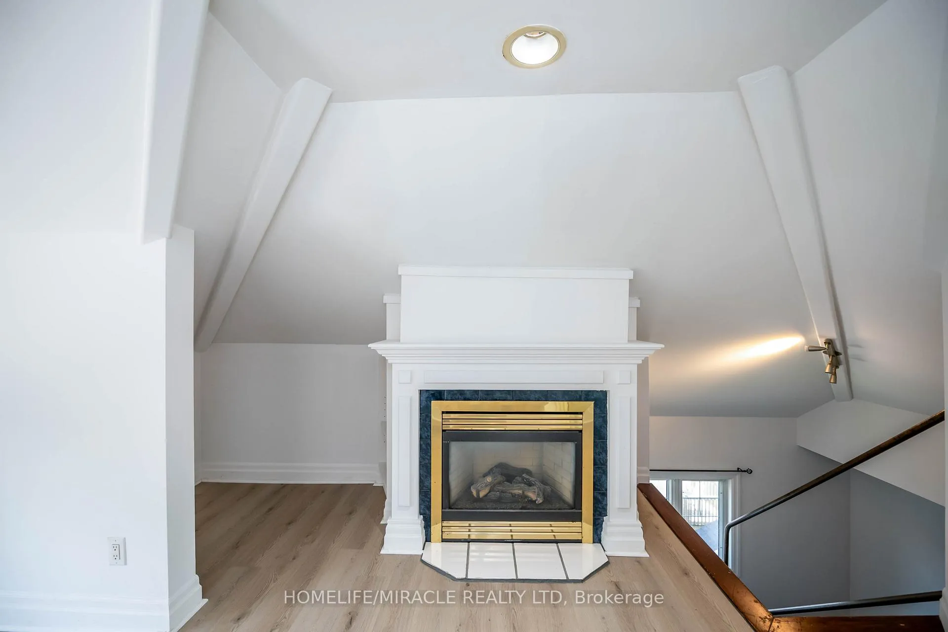 Photo 31 of 4975 Mcrae Street, Niagara Falls, Cherrywood — HOMEH