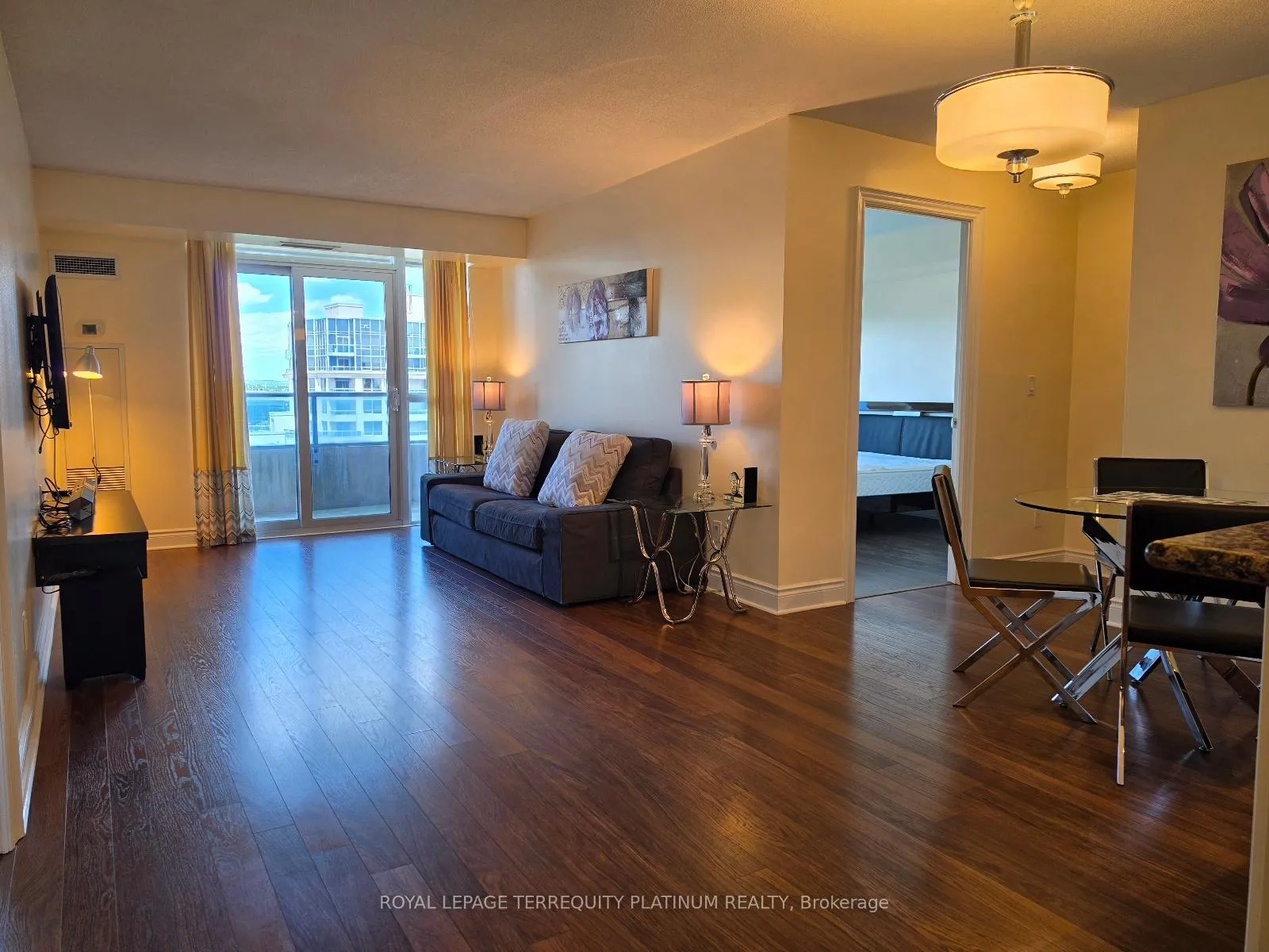 Photo 3 of Unit 1283, 23 Cox Boulevard, Markham, Unionville — HOMEH