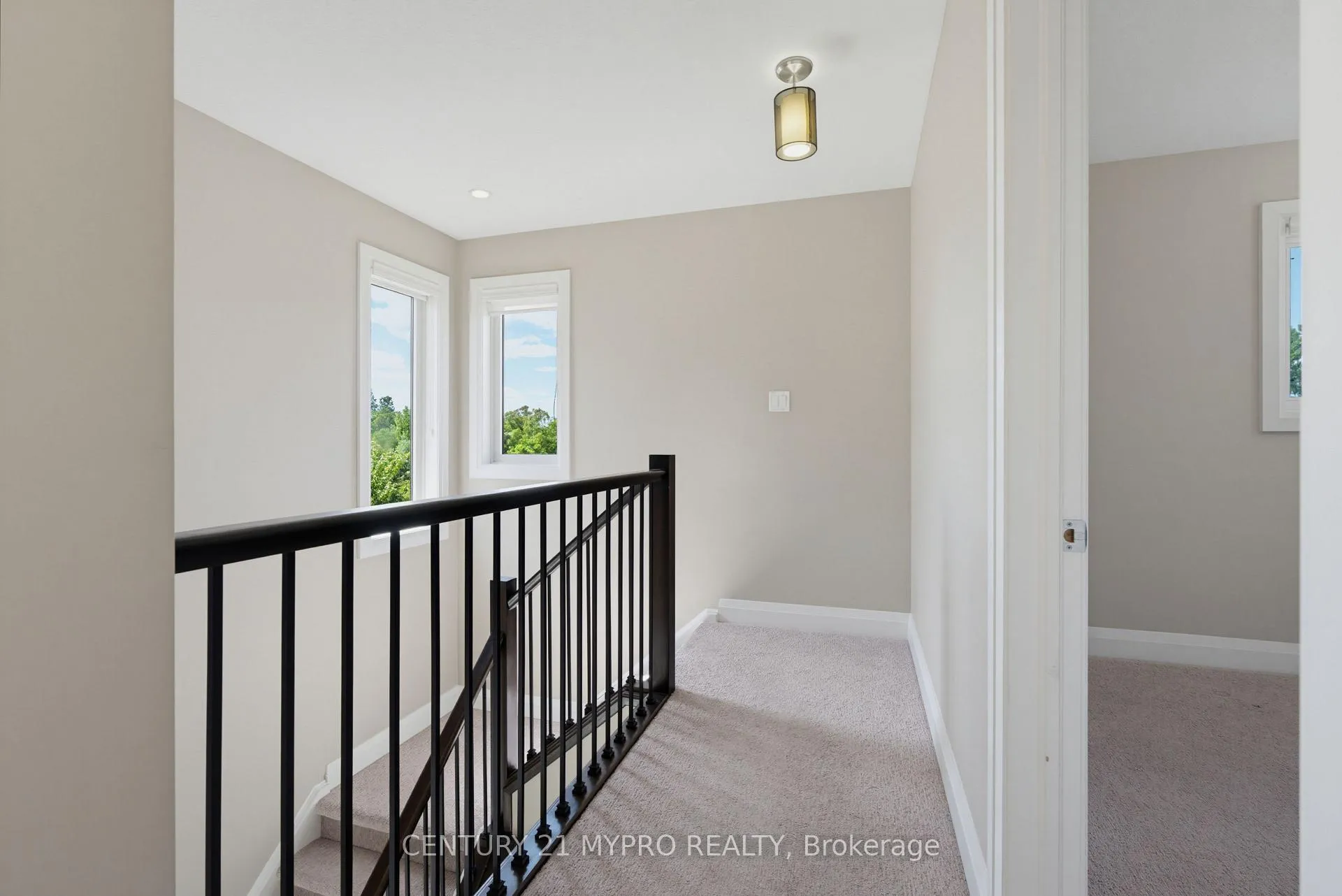 Photo 16 of 258 Callaway Road, London, North R — HOMEH
