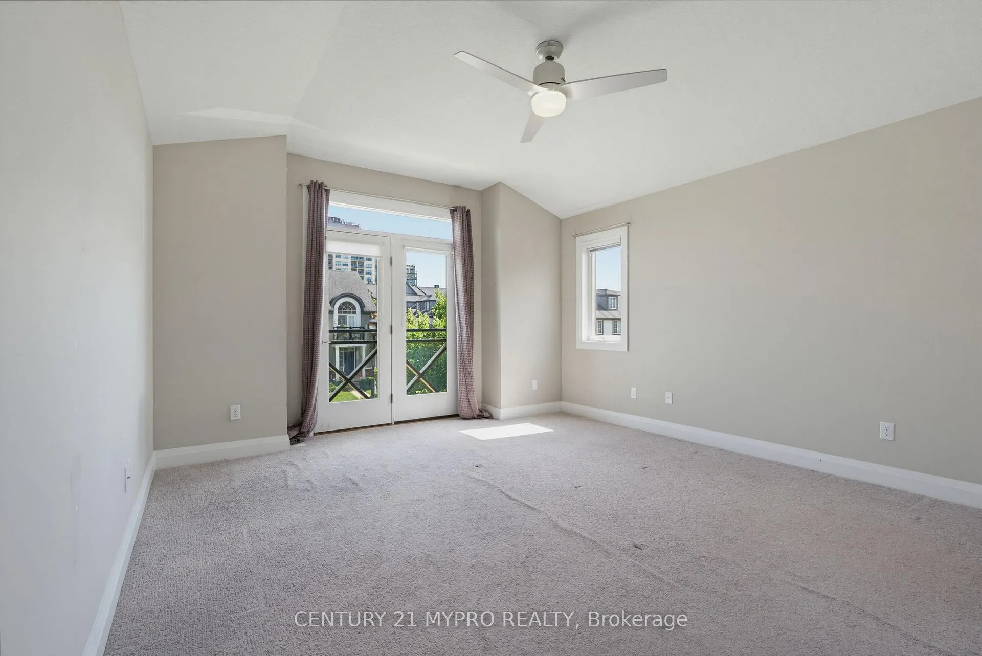 Photo 23 of 258 Callaway Road, London, North R — HOMEH