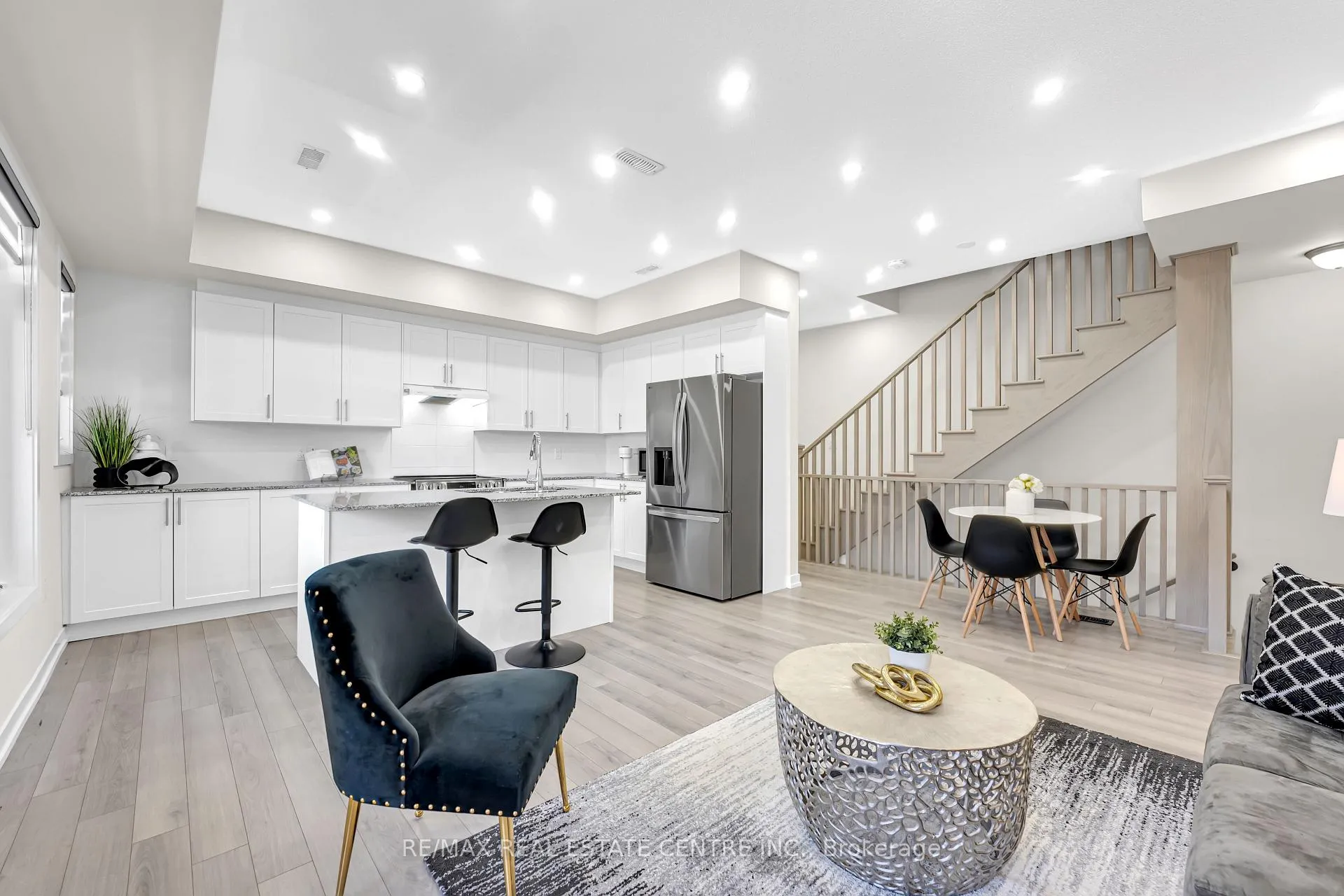 Photo 9 of 1538 Moonseed Place, Milton, Cobban — HOMEH