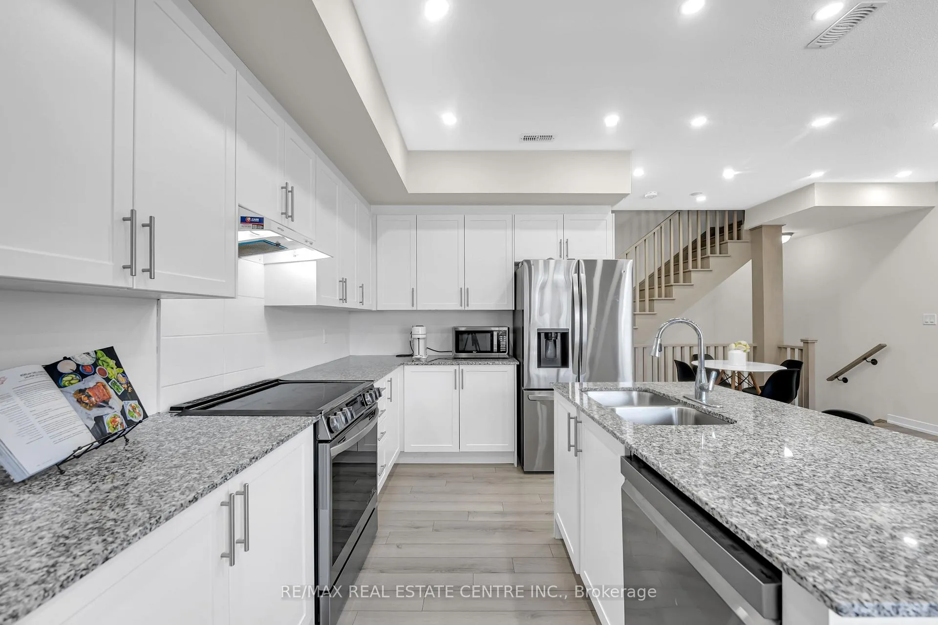 Photo 13 of 1538 Moonseed Place, Milton, Cobban — HOMEH