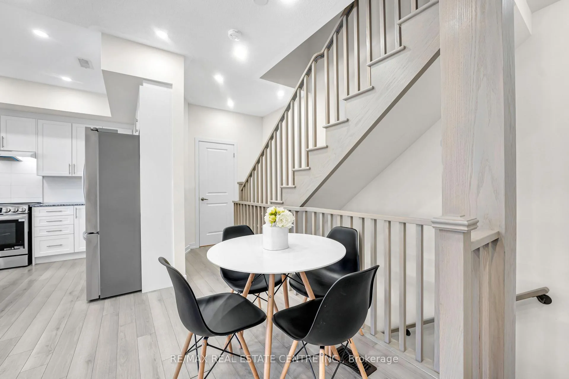 Photo 17 of 1538 Moonseed Place, Milton, Cobban — HOMEH