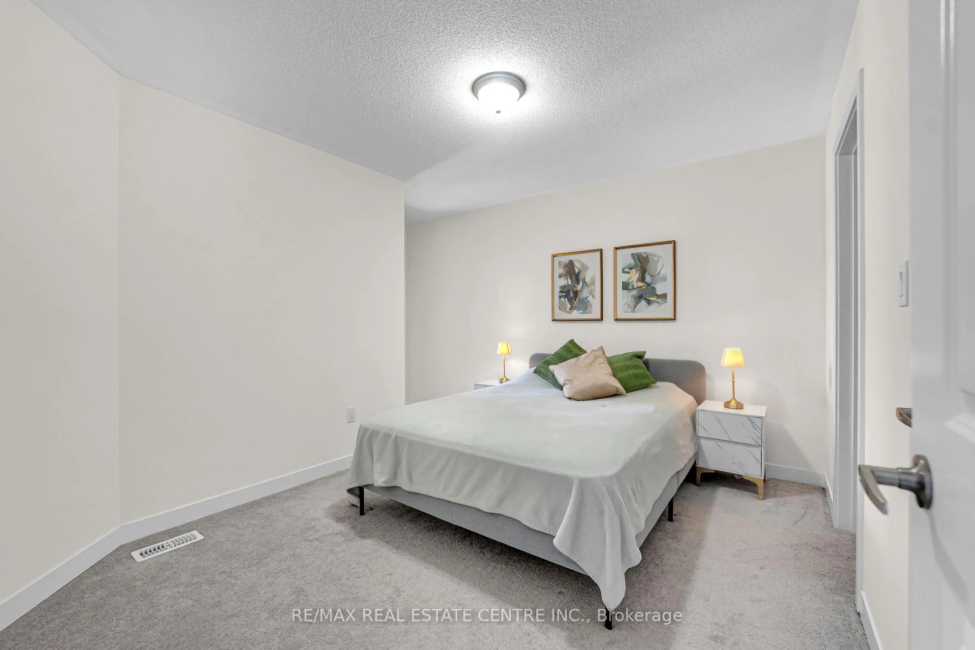 Photo 23 of 1538 Moonseed Place, Milton, Cobban — HOMEH