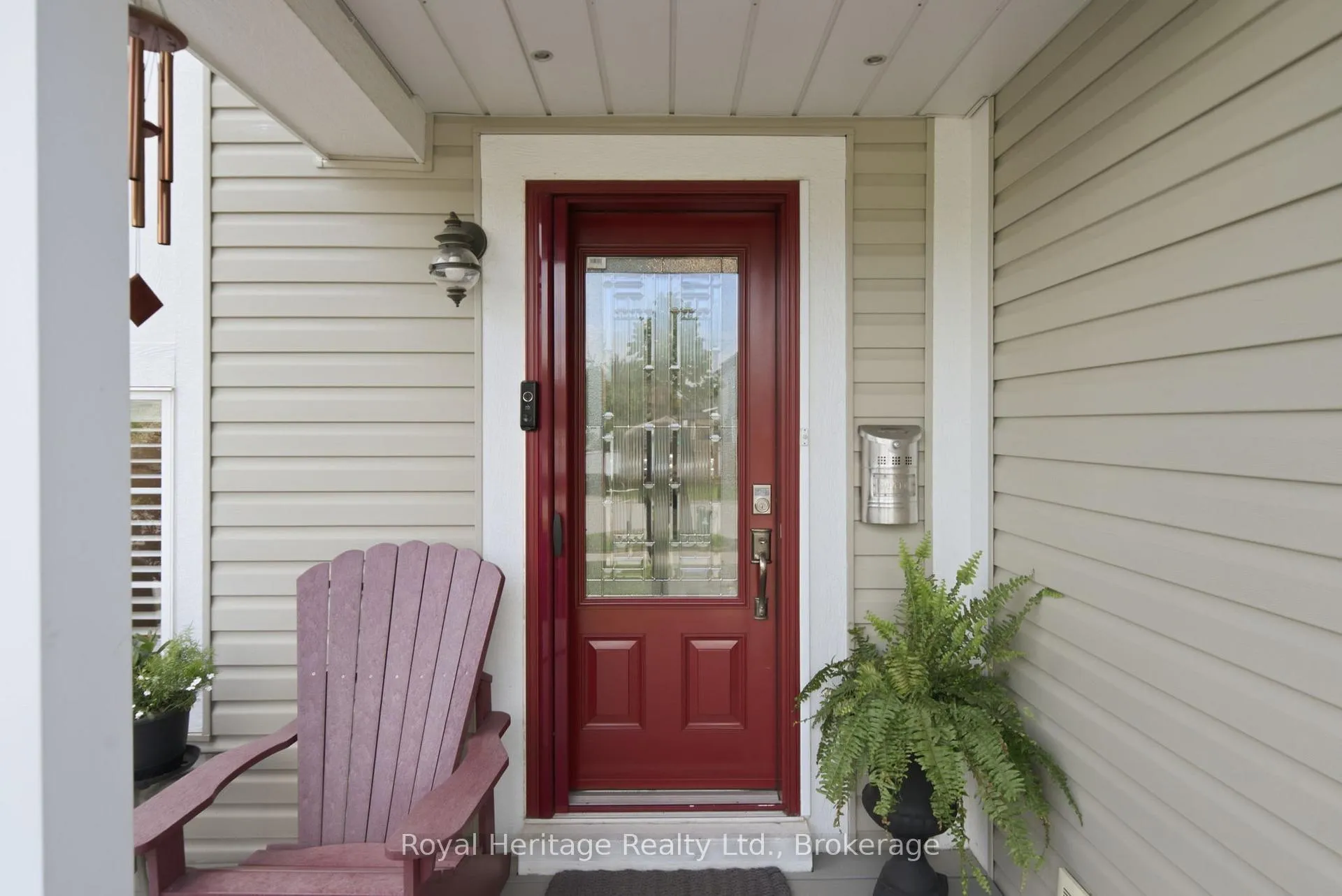 Photo 3 of 7 Waterview Lane, Clarington, Newcastle — HOMEH