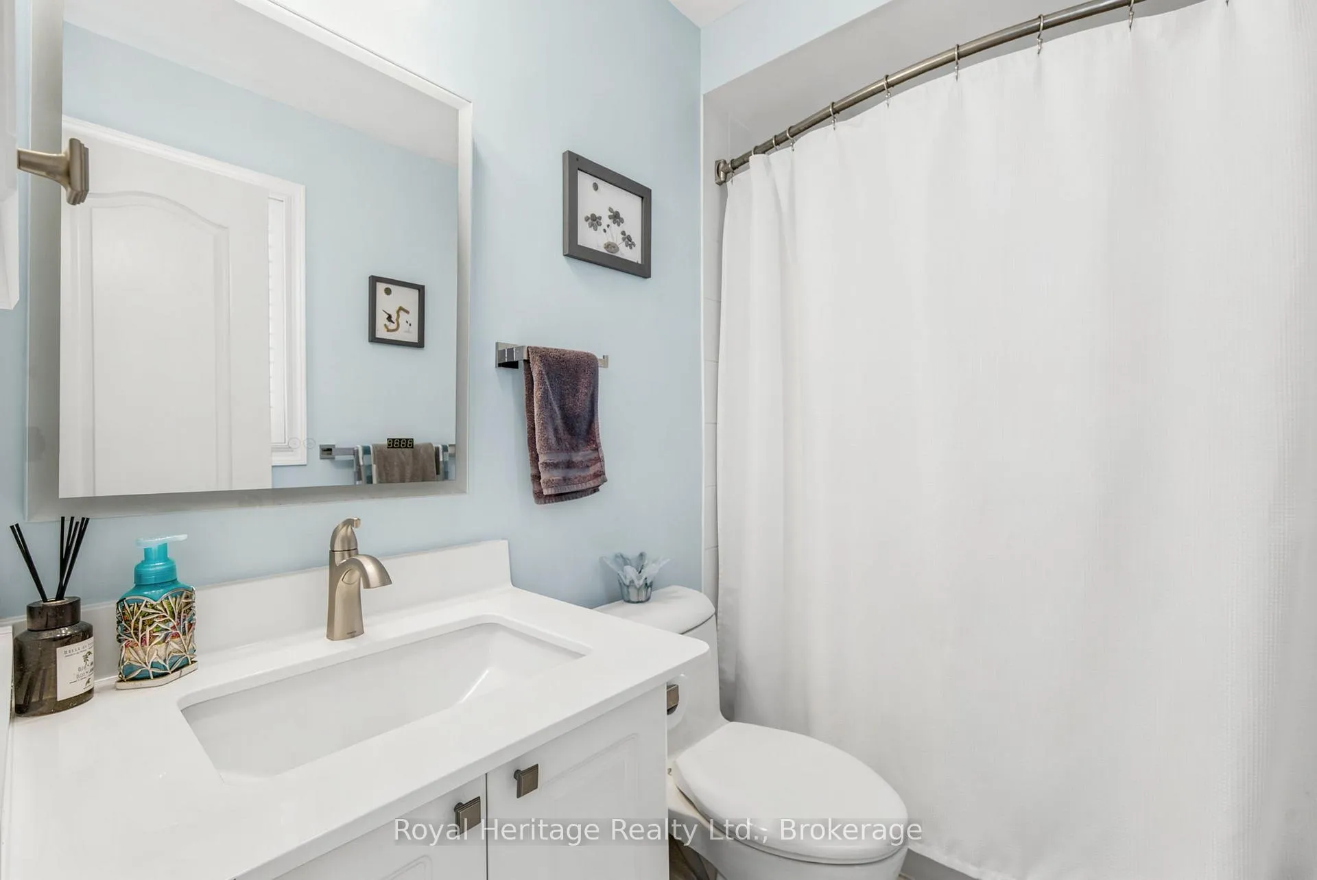 Photo 18 of 7 Waterview Lane, Clarington, Newcastle — HOMEH