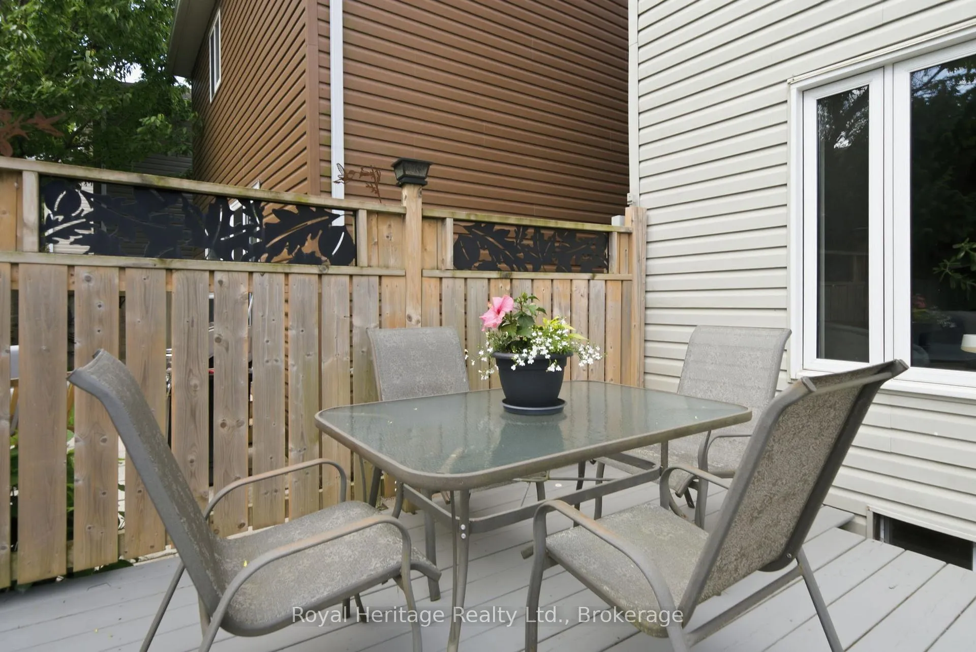Photo 32 of 7 Waterview Lane, Clarington, Newcastle — HOMEH