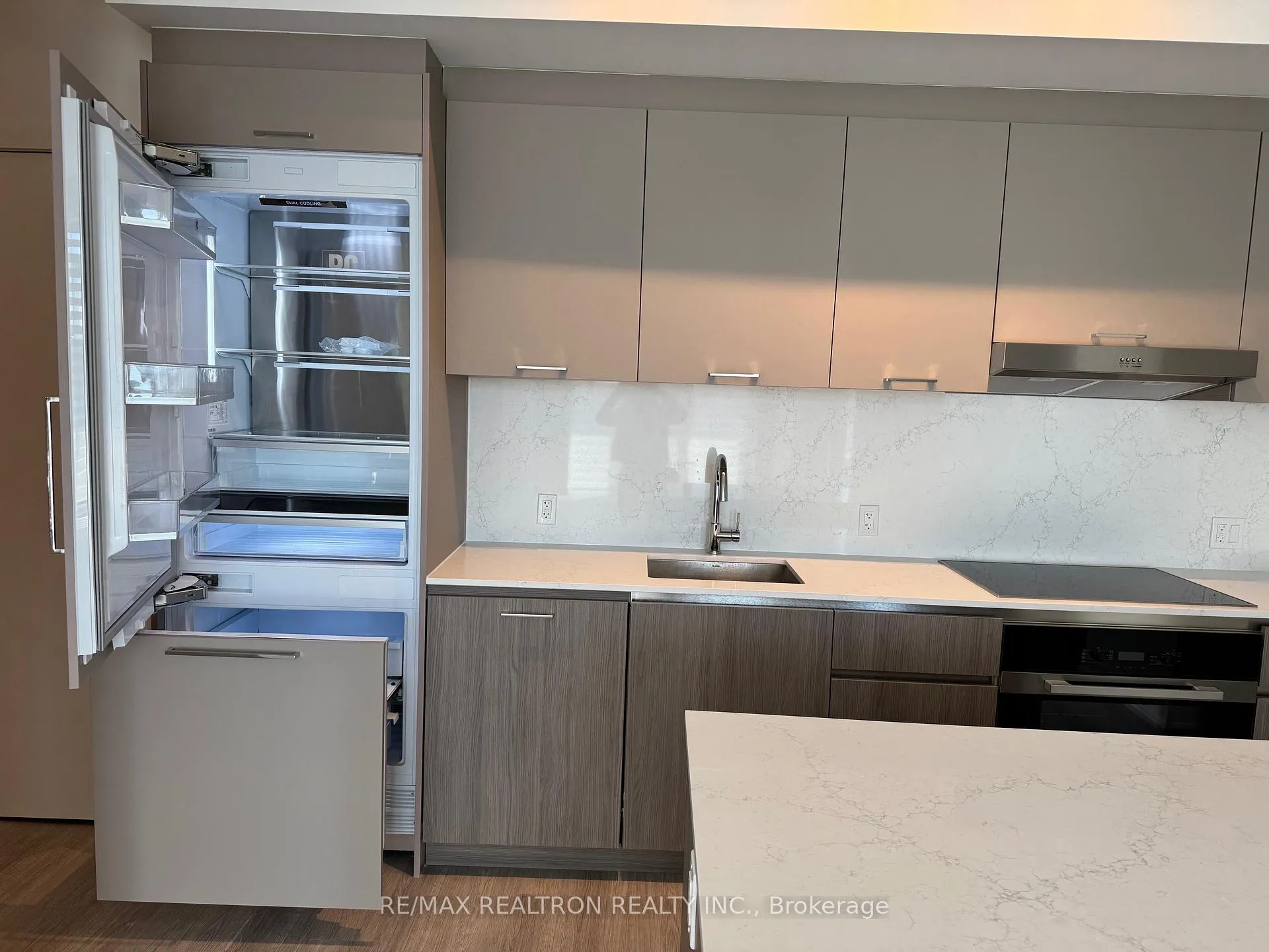 Photo 10 of Unit 631, 8188 Yonge Street, Vaughan, Uplands — HOMEH