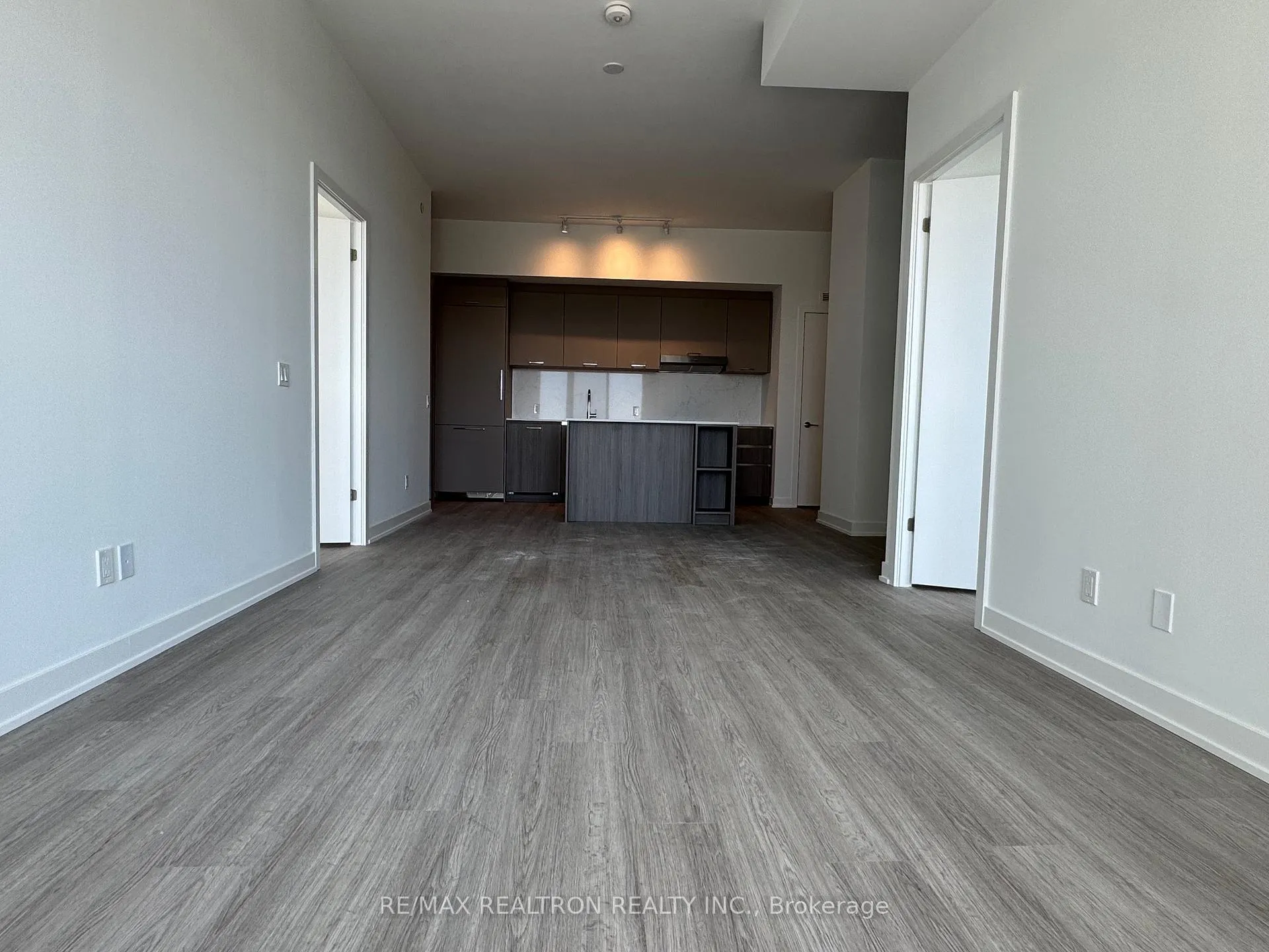 Photo 11 of Unit 631, 8188 Yonge Street, Vaughan, Uplands — HOMEH