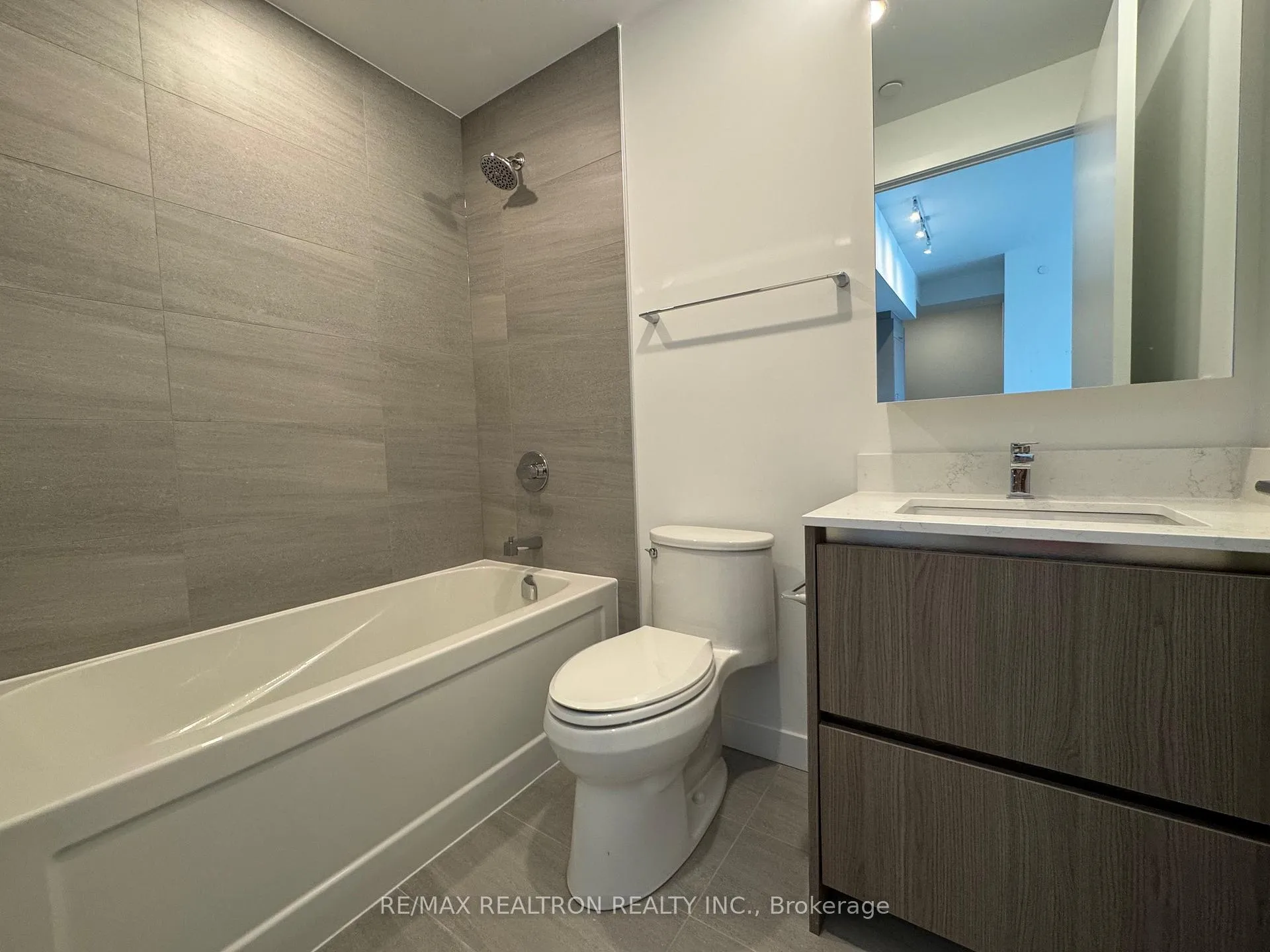 Photo 18 of Unit 631, 8188 Yonge Street, Vaughan, Uplands — HOMEH