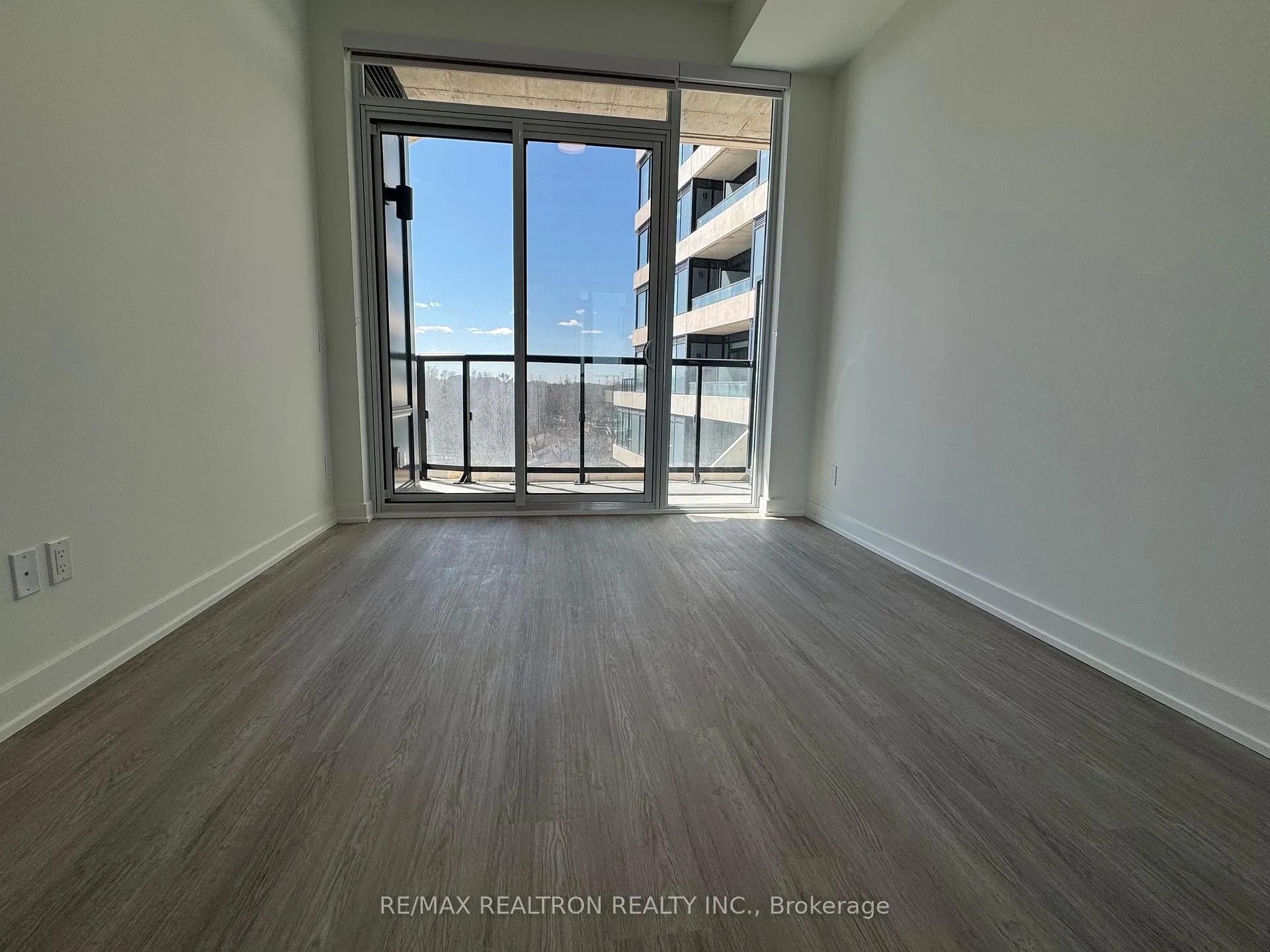 Photo 21 of Unit 631, 8188 Yonge Street, Vaughan, Uplands — HOMEH