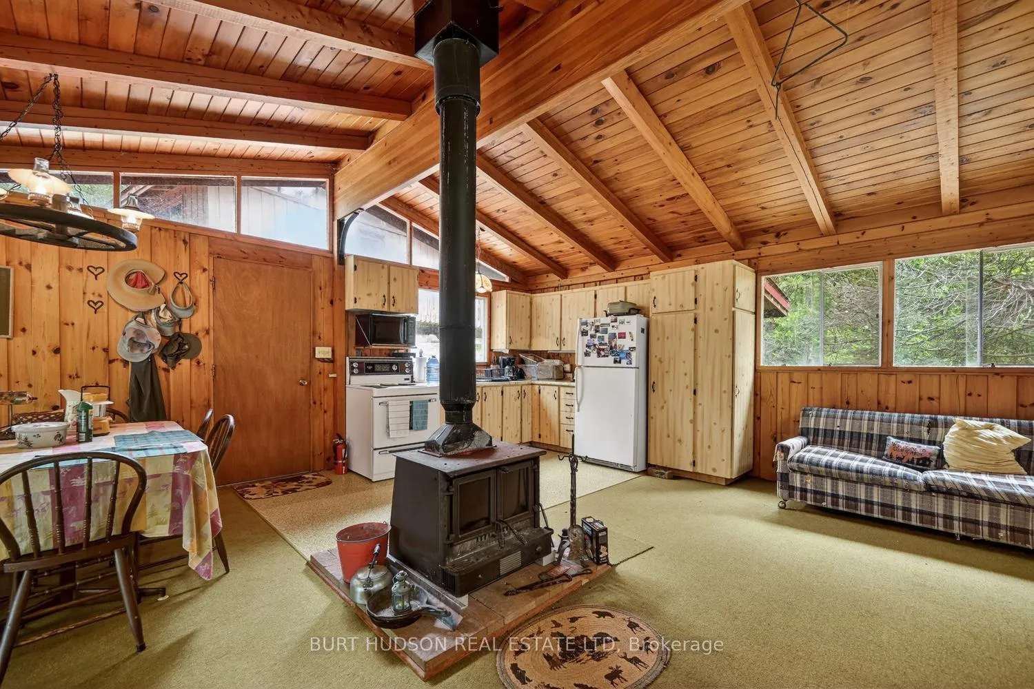Photo 25 of 8 Birch Island, Rideau Lakes, Rideau Lakes (South Crosby) Twp — HOMEH