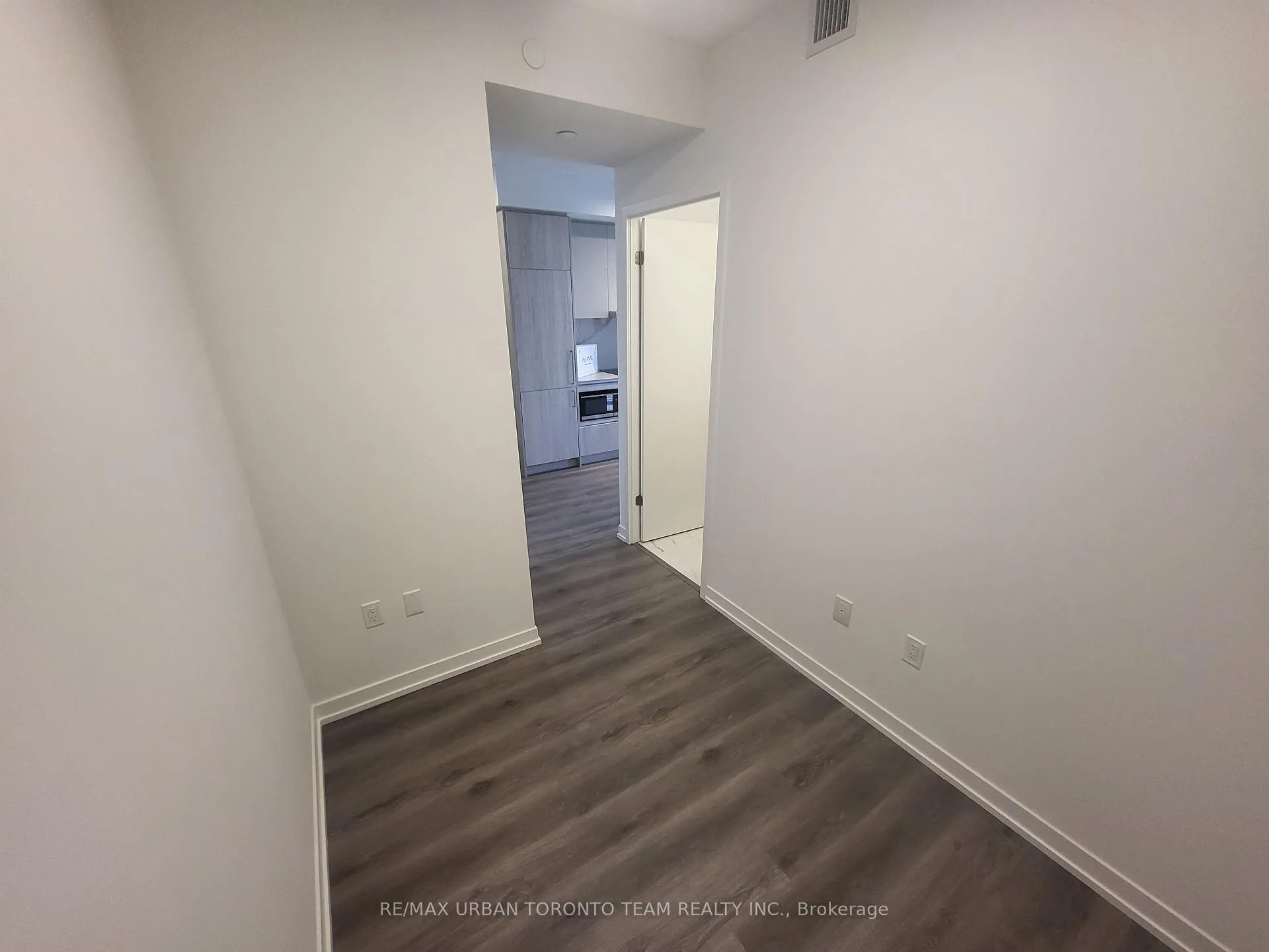 Photo 12 of Unit 6315, 225 Commerce Street, Vaughan, Vaughan Corporate Centre — HOMEH