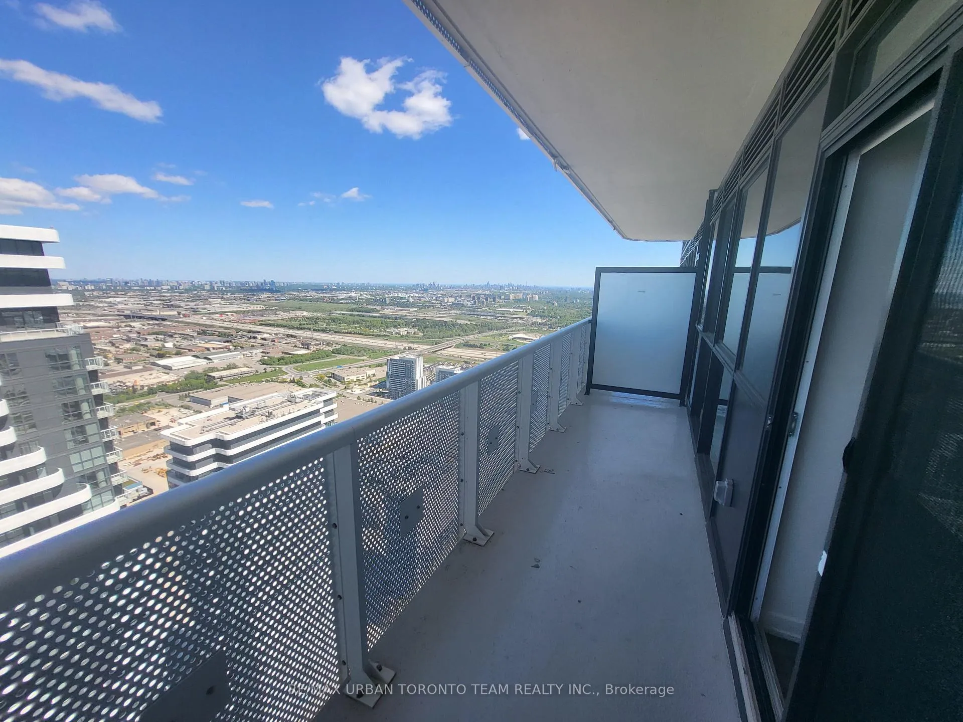 Photo 13 of Unit 6315, 225 Commerce Street, Vaughan, Vaughan Corporate Centre — HOMEH