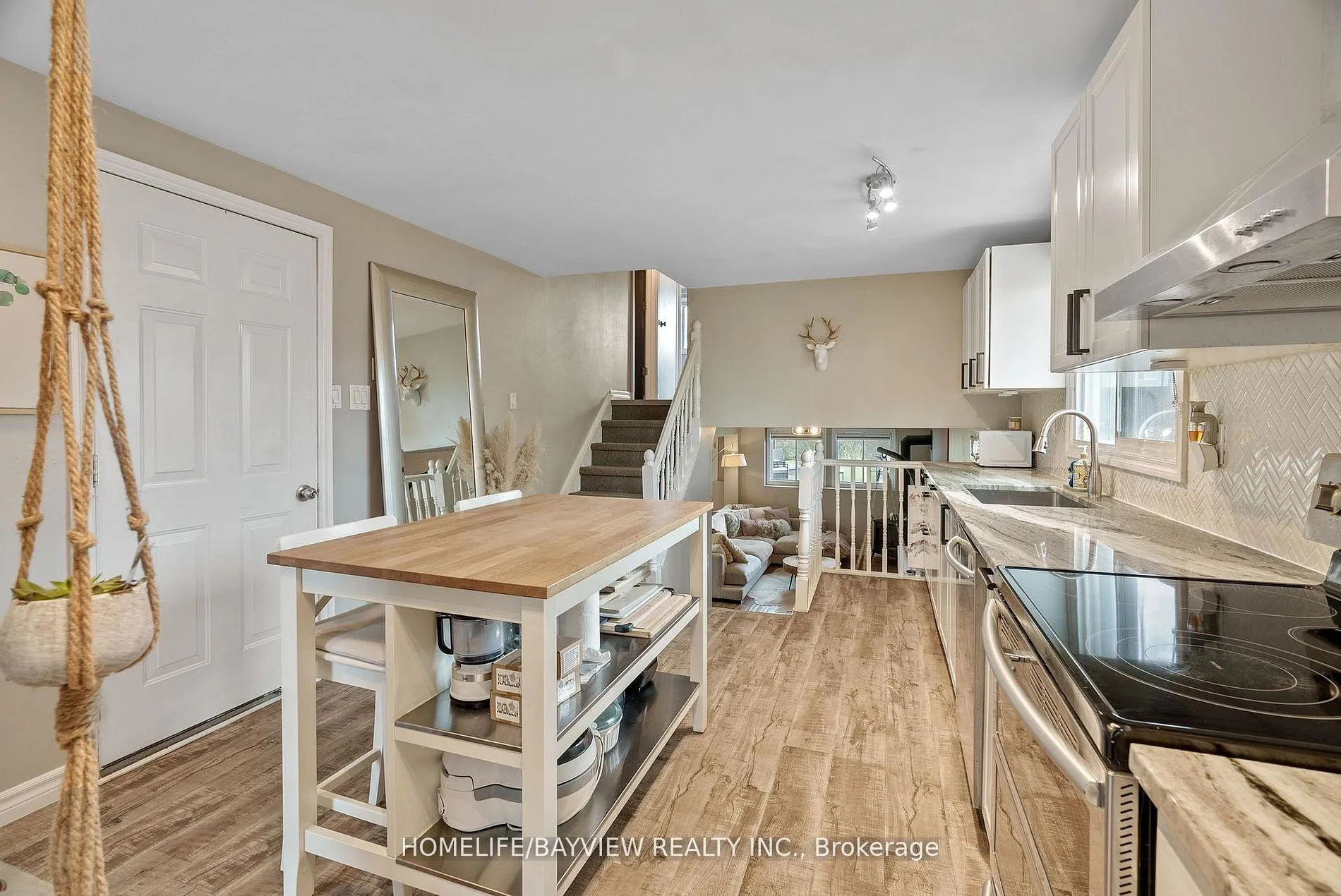 Photo 4 of 333 Preston Parkway, Cambridge — HOMEH
