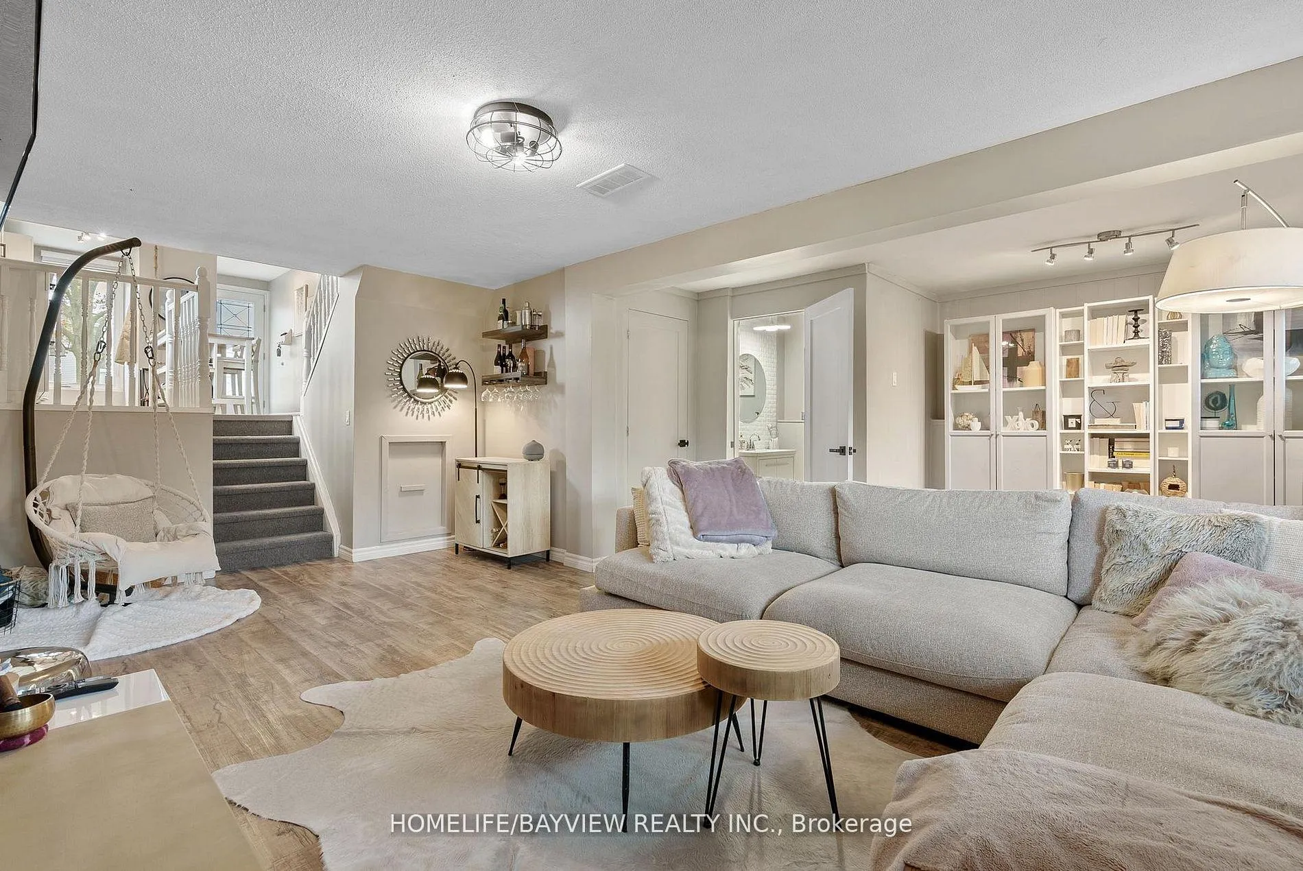 Photo 12 of 333 Preston Parkway, Cambridge — HOMEH