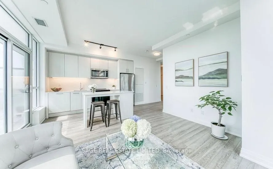 Photo 3 of Unit 612, 286 Main Street, Toronto, East End-Danforth — HOMEH
