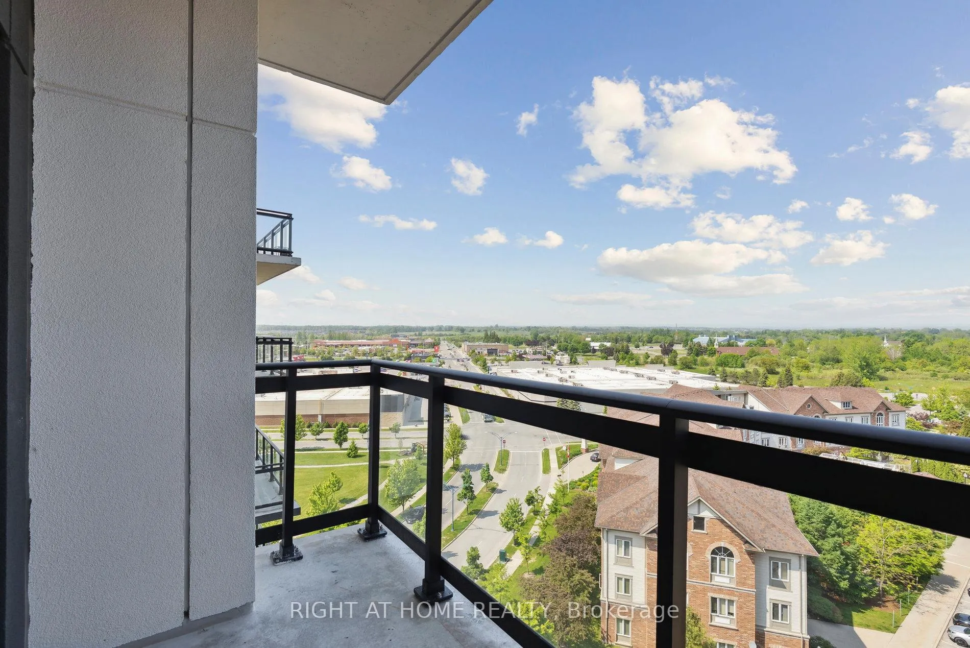 Photo 7 of Unit 1007, 55 Clarington Boulevard, Clarington, Bowmanville — HOMEH