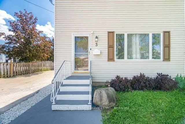 Photo 3 of 3 Nash Street, St. Catharines, Western Hill — HOMEH
