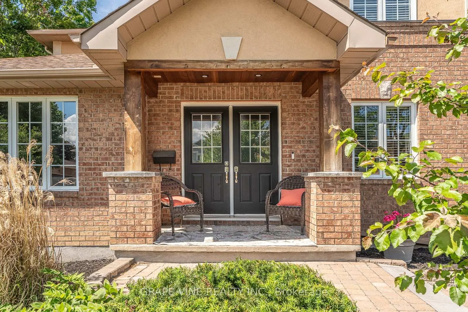 Photo 5 of 4 Carbery Drive, Ottawa, Stittsville (Central) — HOMEH