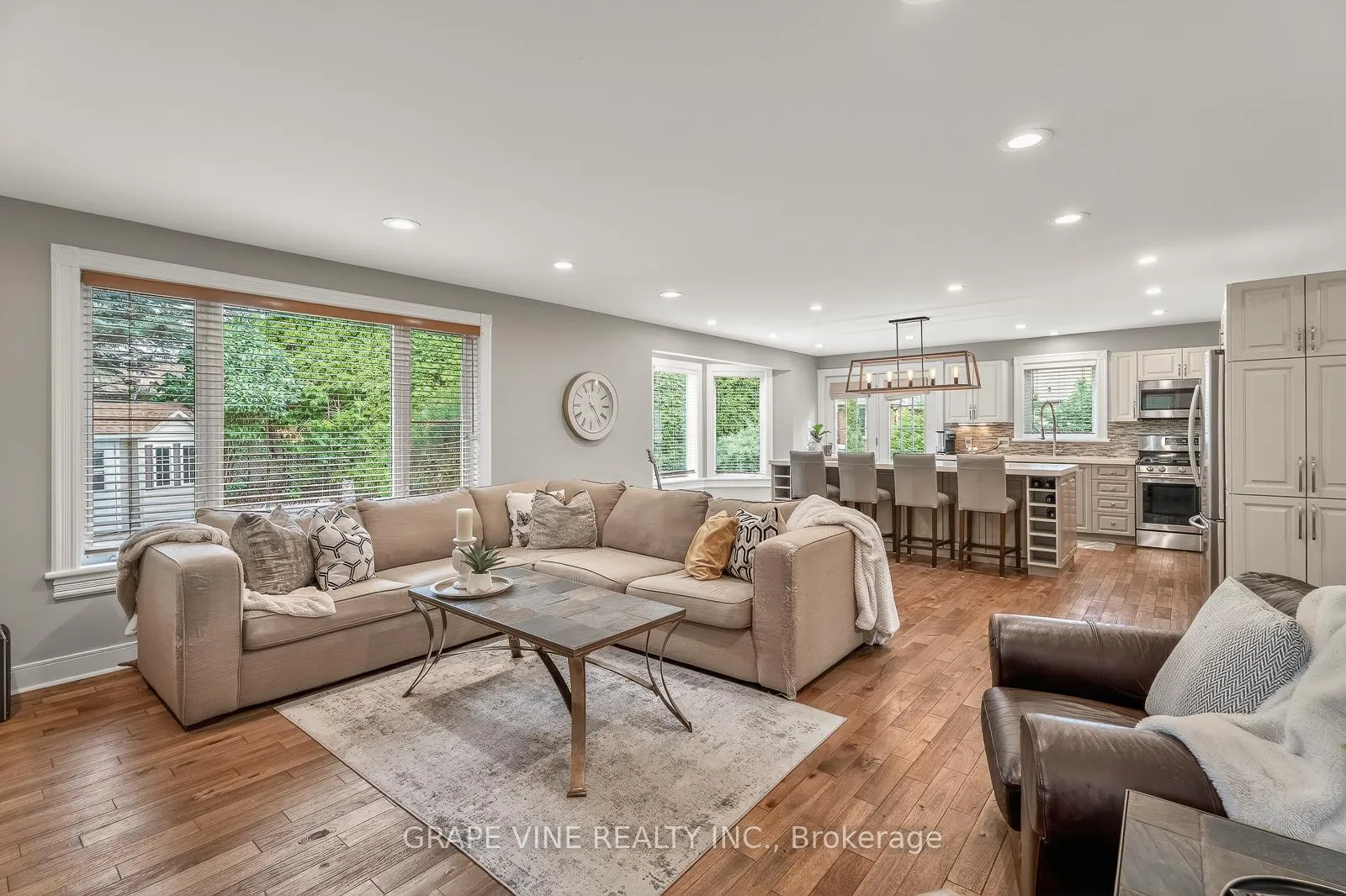 Photo 18 of 4 Carbery Drive, Ottawa, Stittsville (Central) — HOMEH