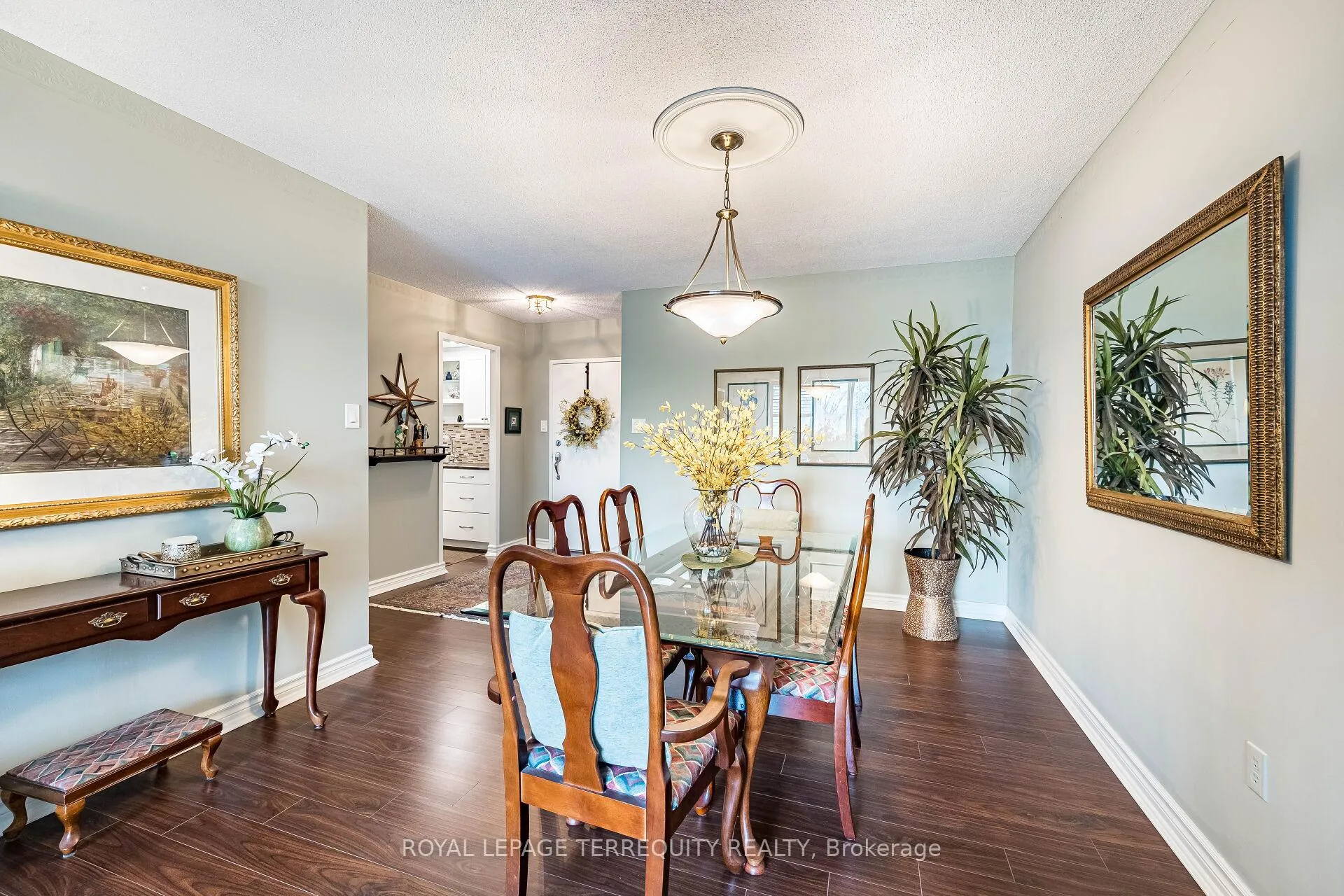 Photo 10 of Unit 306, 299 Mill Road, Etobicoke, Markland Wood — HOMEH