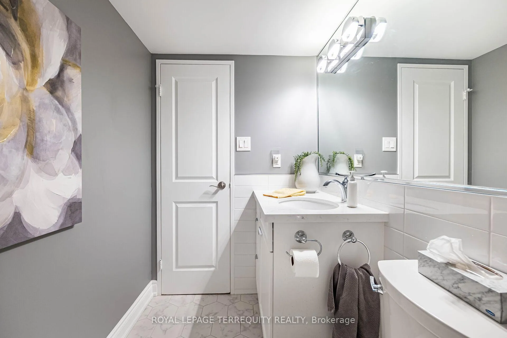 Photo 30 of Unit 306, 299 Mill Road, Etobicoke, Markland Wood — HOMEH