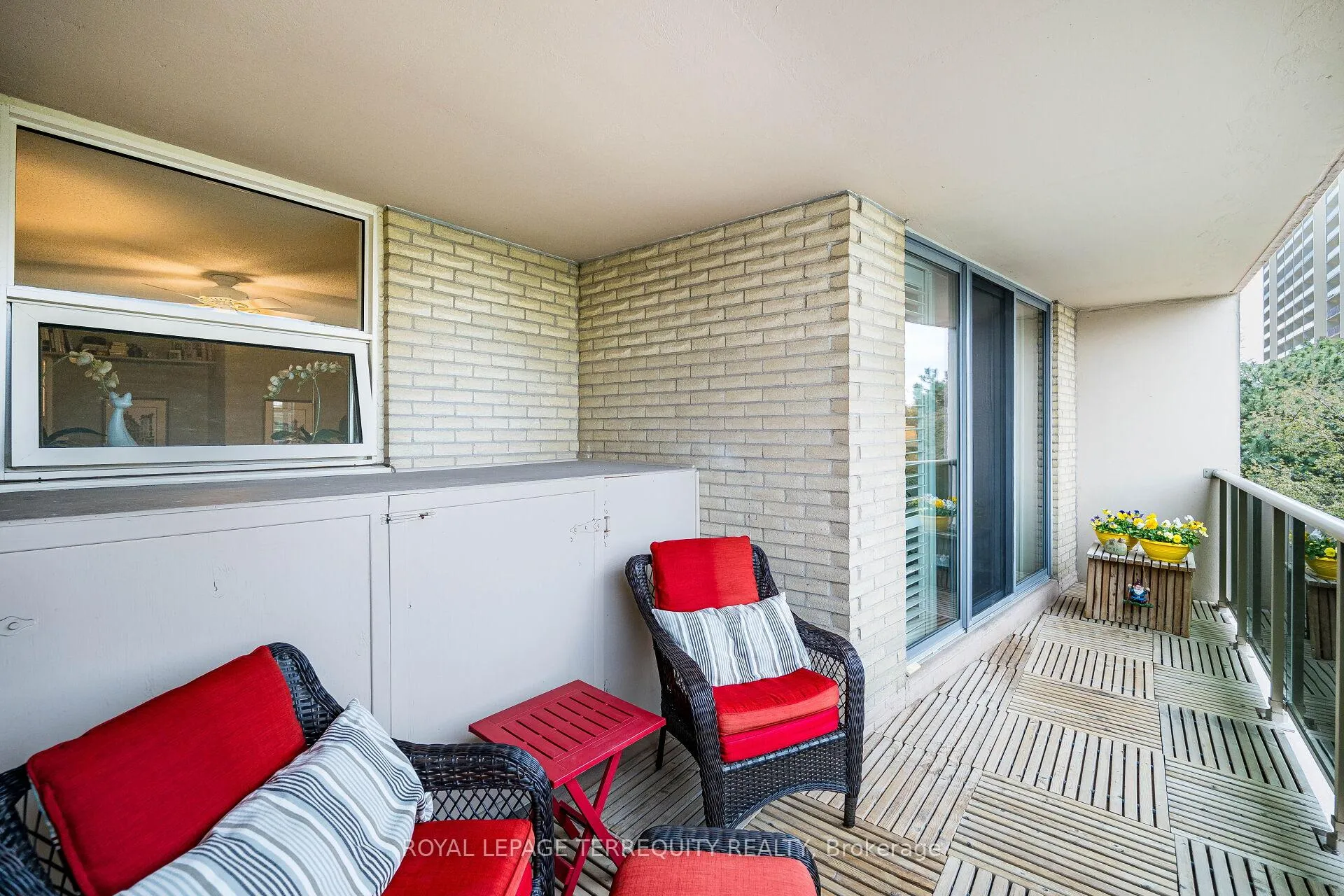 Photo 31 of Unit 306, 299 Mill Road, Etobicoke, Markland Wood — HOMEH