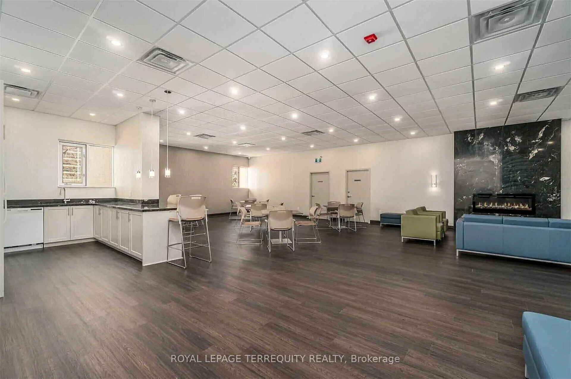 Photo 38 of Unit 306, 299 Mill Road, Etobicoke, Markland Wood — HOMEH