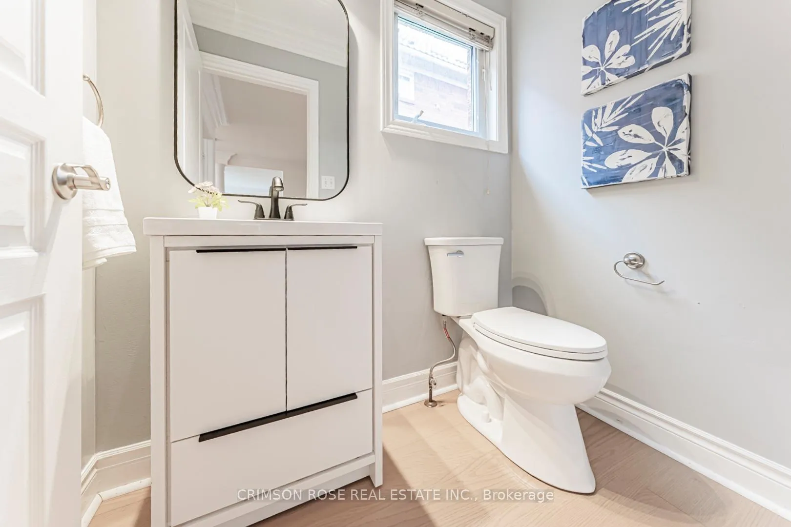 Photo 8 of 489 Ravineview Way, Oakville, Wedgewood Creek — HOMEH