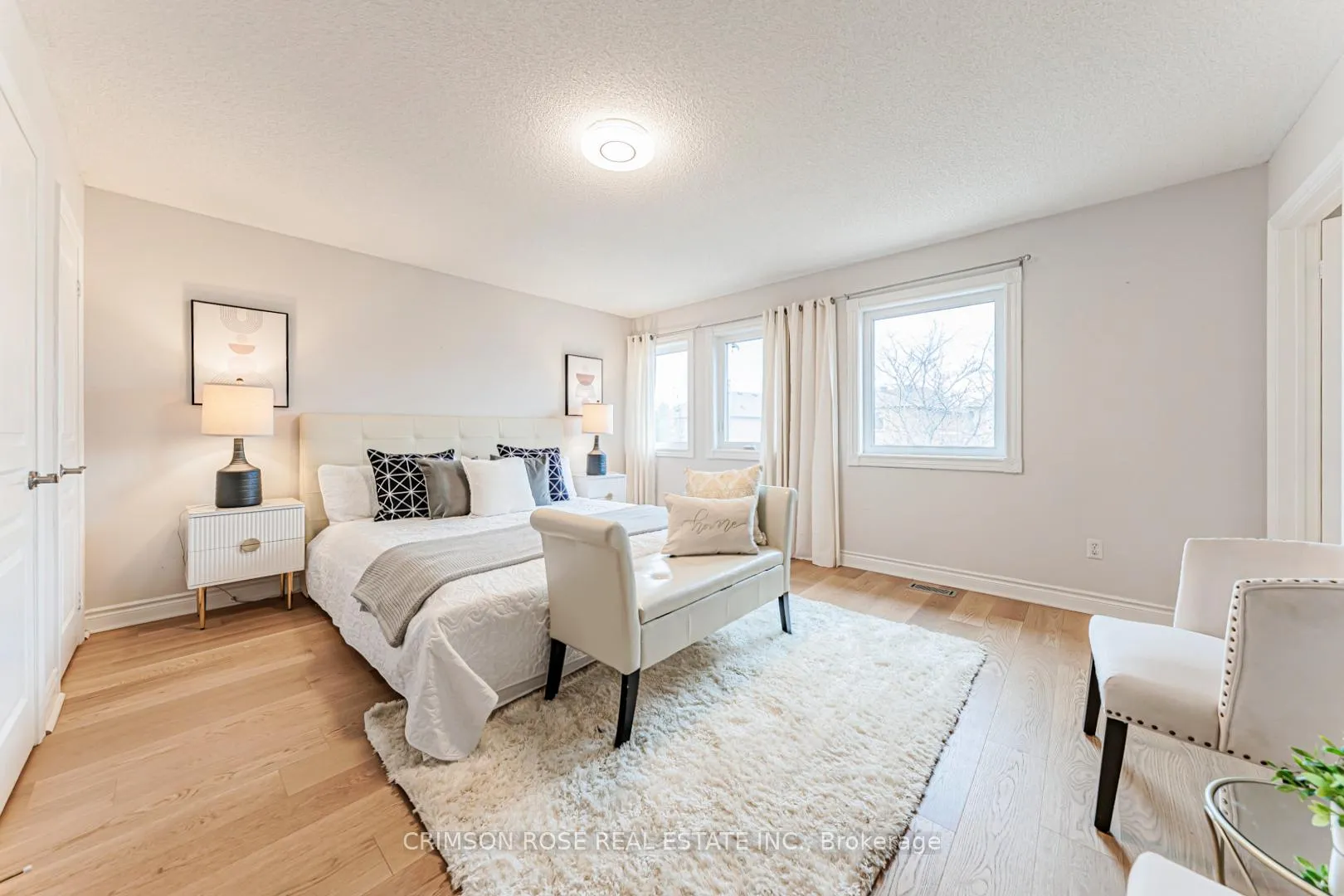 Photo 25 of 489 Ravineview Way, Oakville, Wedgewood Creek — HOMEH