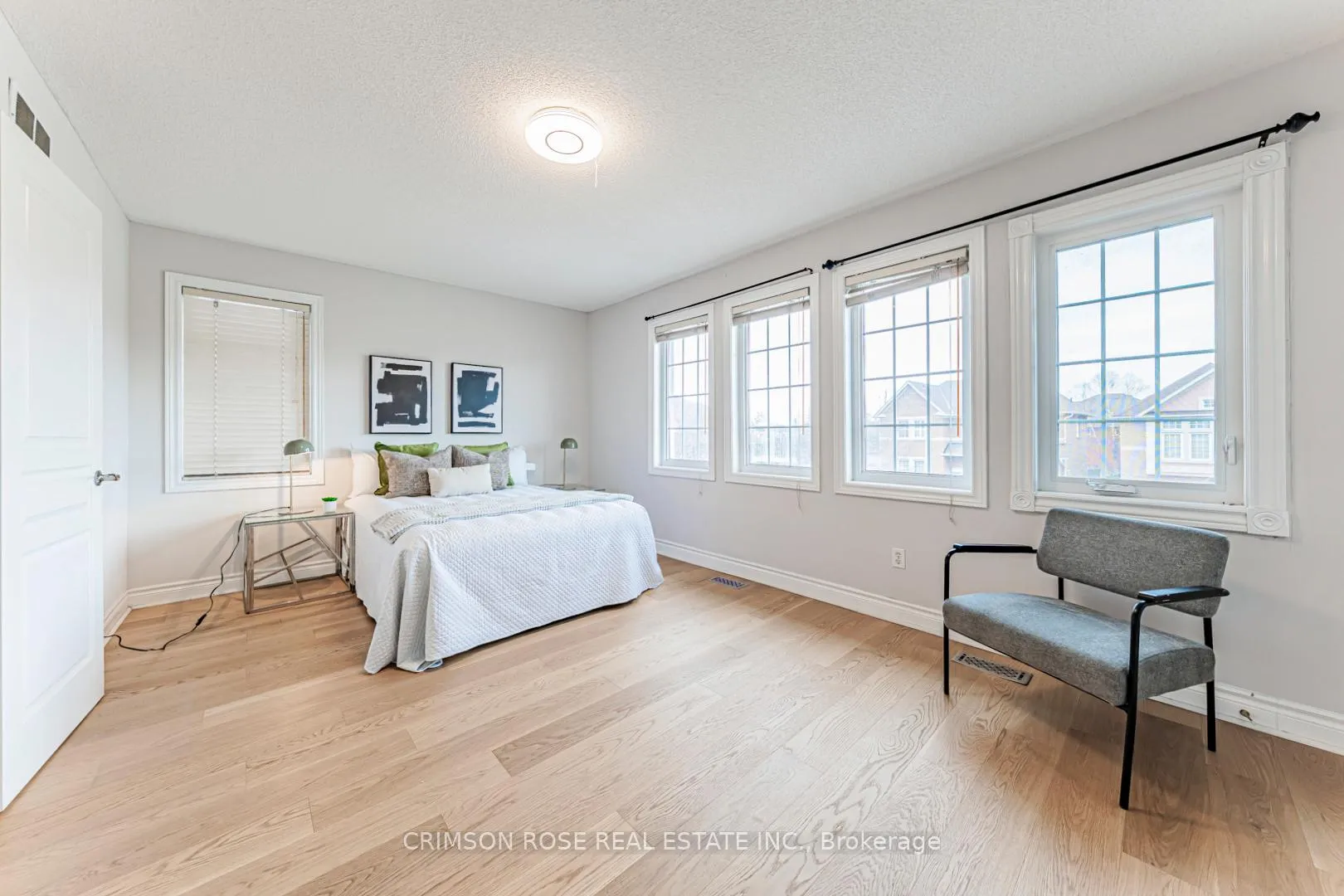 Photo 35 of 489 Ravineview Way, Oakville, Wedgewood Creek — HOMEH