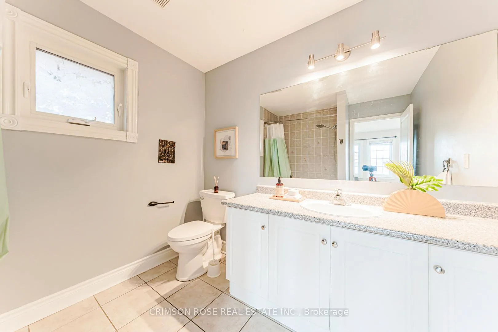 Photo 37 of 489 Ravineview Way, Oakville, Wedgewood Creek — HOMEH