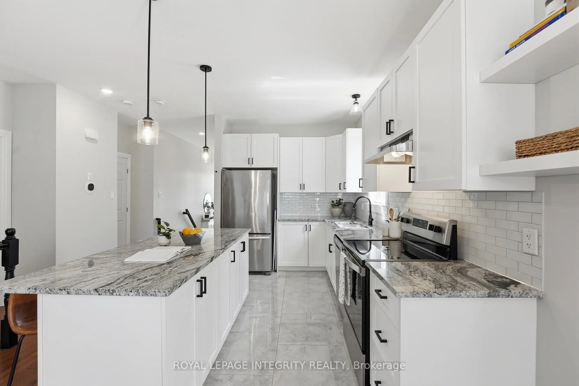 Photo 14 of 23 Borland Drive, Carleton Place, Carleton Place — HOMEH