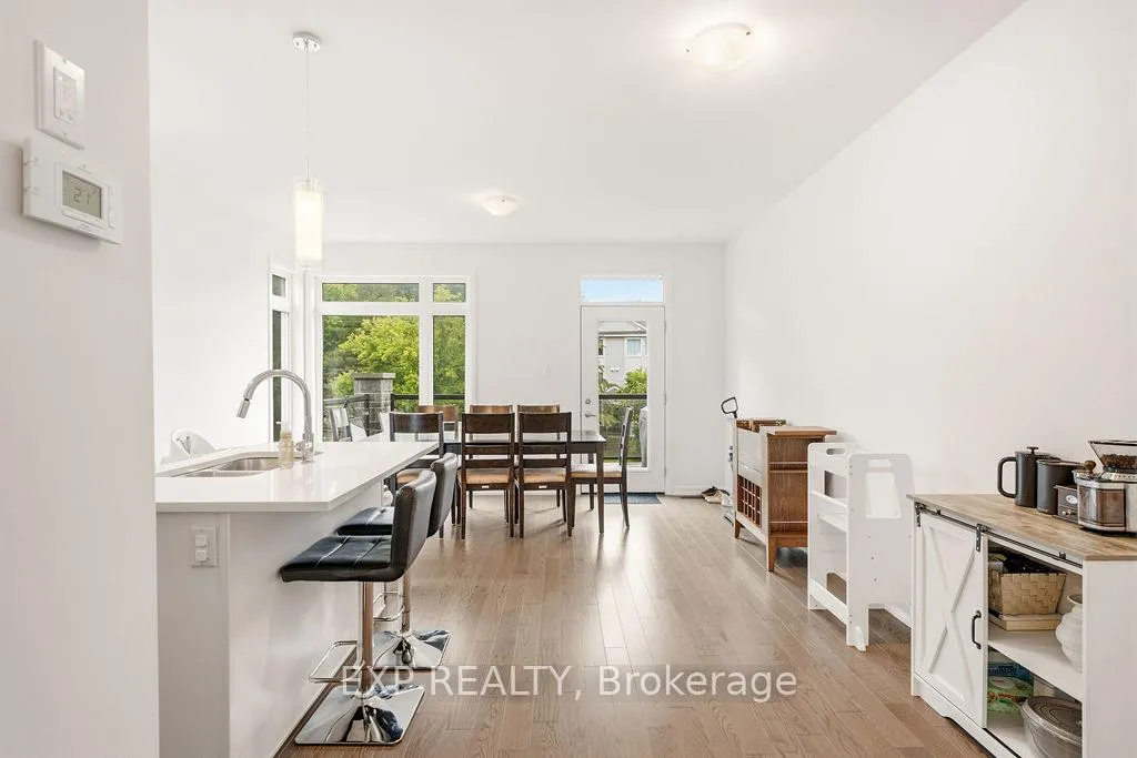 Photo 11 of 555 Halo Private, Ottawa, Chapel Hill — HOMEH