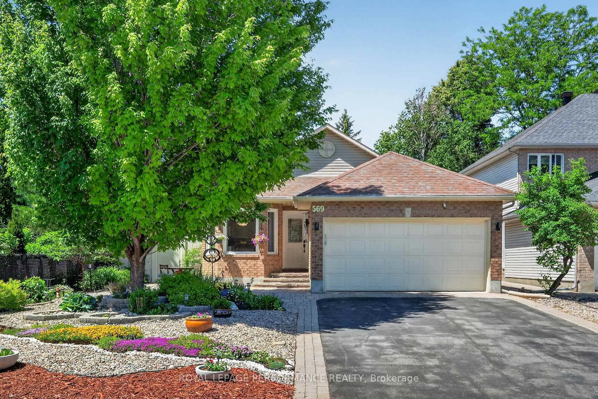Photo of 569 Princess Louise Drive