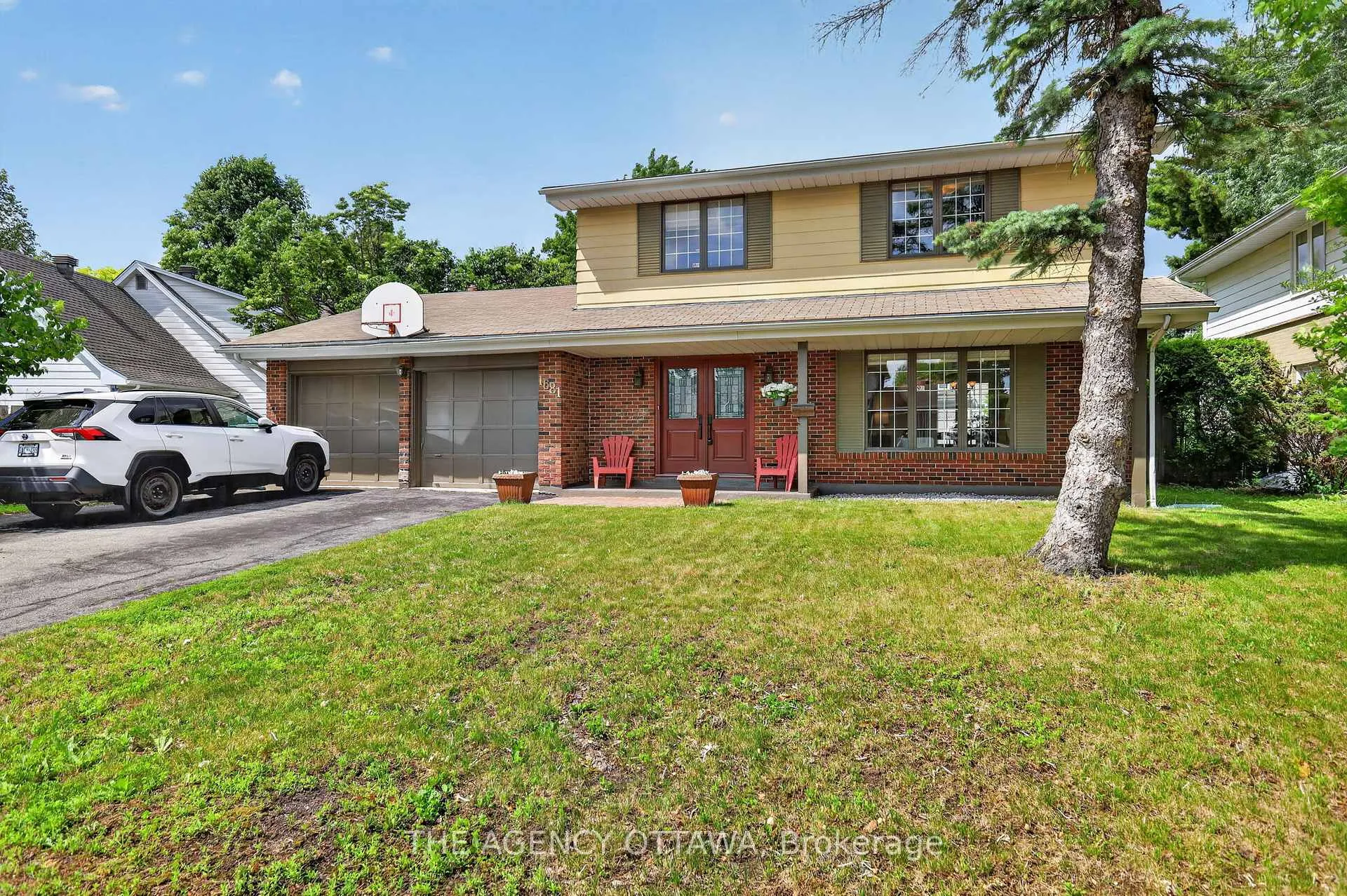 Photo 2 of 1681 Amberdale Crescent, Ottawa, Guildwood Estates - Urbandale Acres — HOMEH