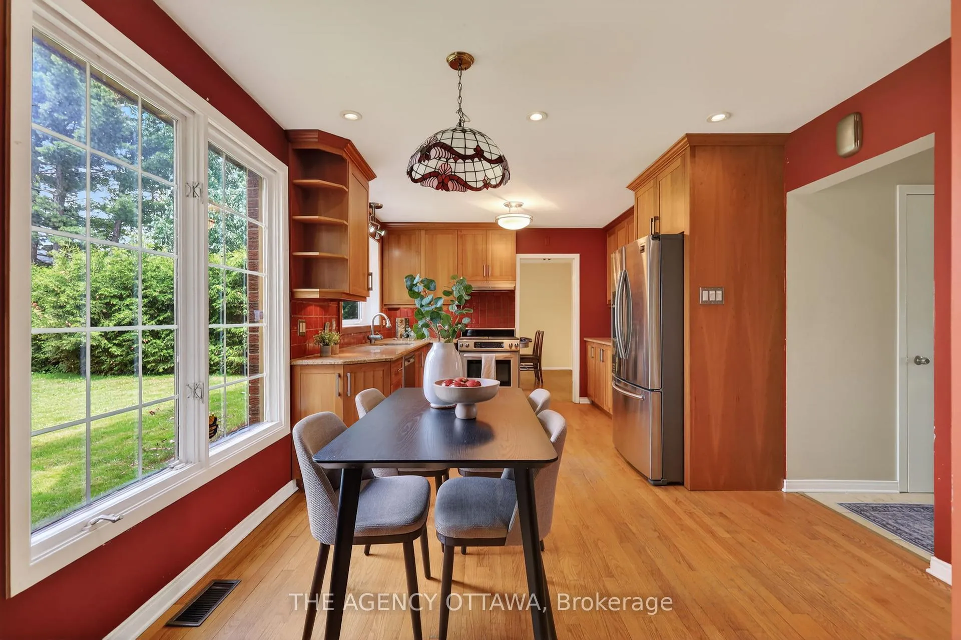 Photo 18 of 1681 Amberdale Crescent, Ottawa, Guildwood Estates - Urbandale Acres — HOMEH