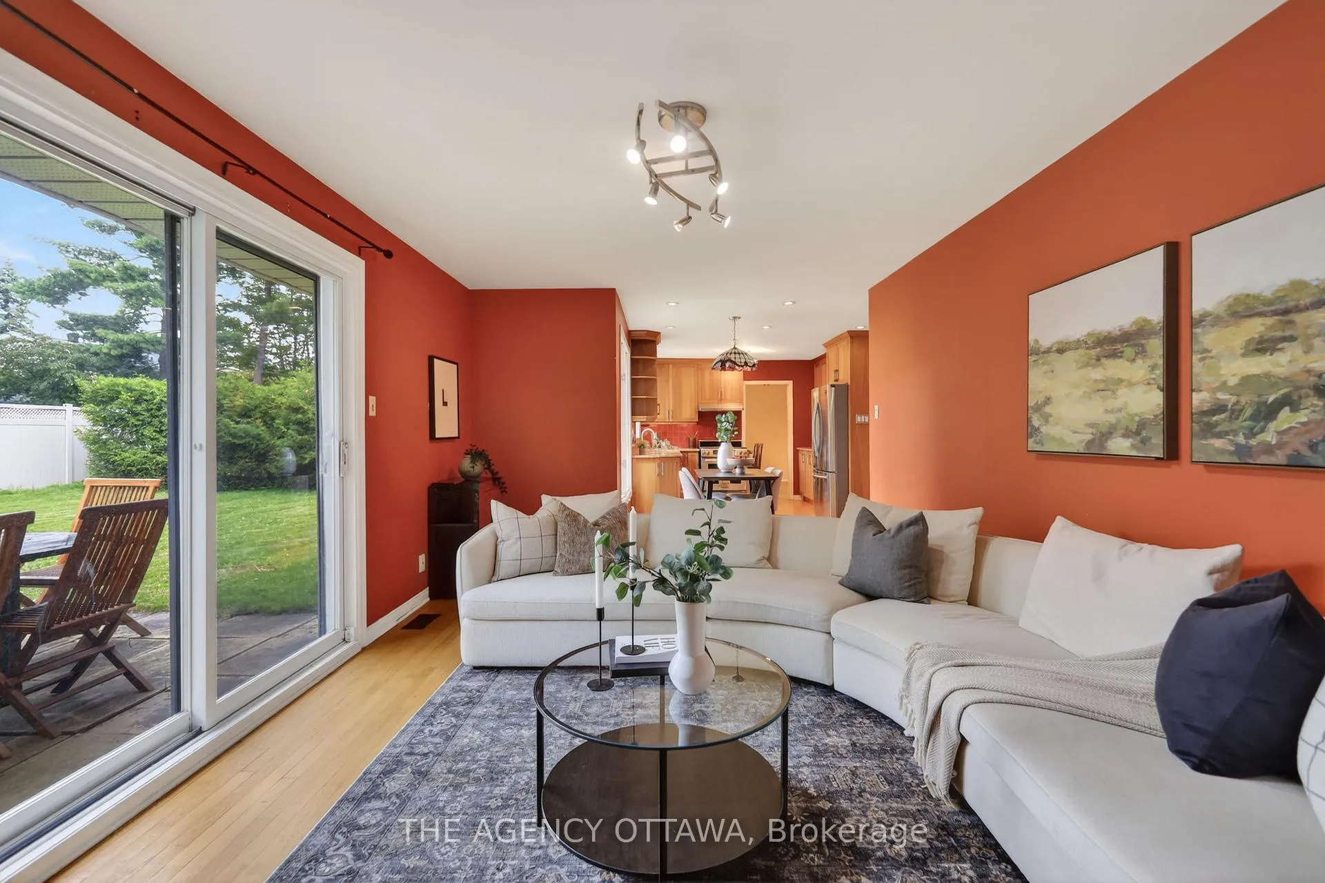Photo 24 of 1681 Amberdale Crescent, Ottawa, Guildwood Estates - Urbandale Acres — HOMEH