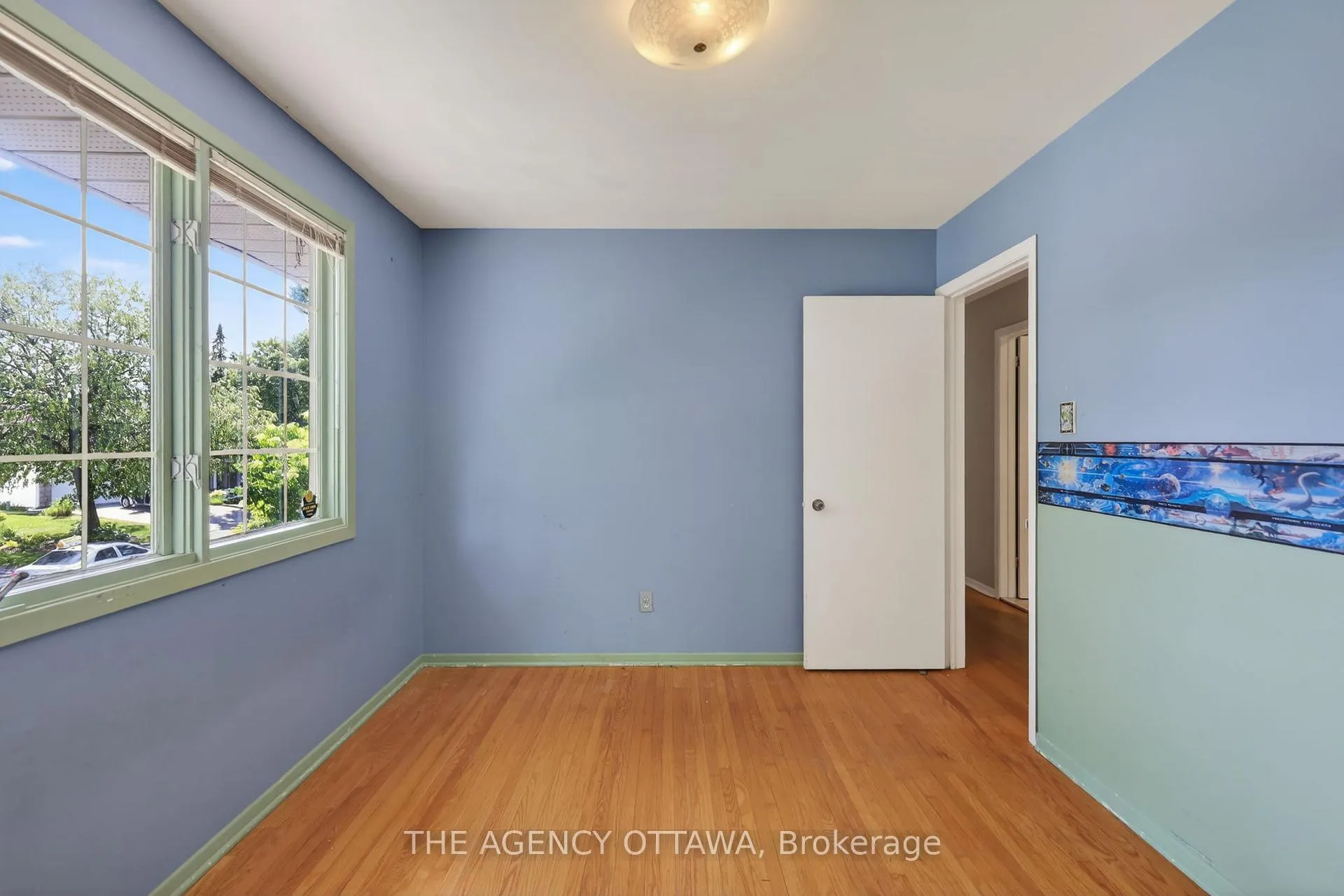 Photo 33 of 1681 Amberdale Crescent, Ottawa, Guildwood Estates - Urbandale Acres — HOMEH
