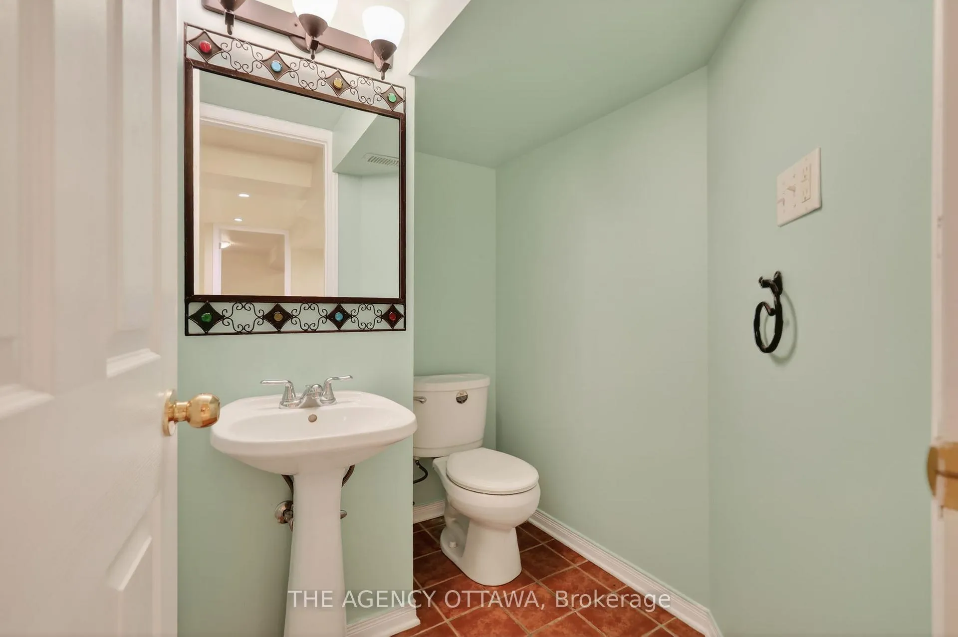 Photo 44 of 1681 Amberdale Crescent, Ottawa, Guildwood Estates - Urbandale Acres — HOMEH
