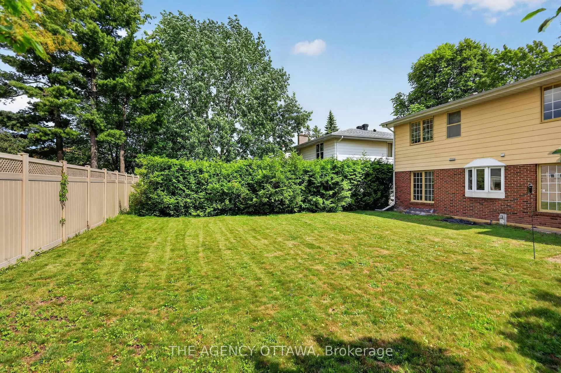 Photo 48 of 1681 Amberdale Crescent, Ottawa, Guildwood Estates - Urbandale Acres — HOMEH