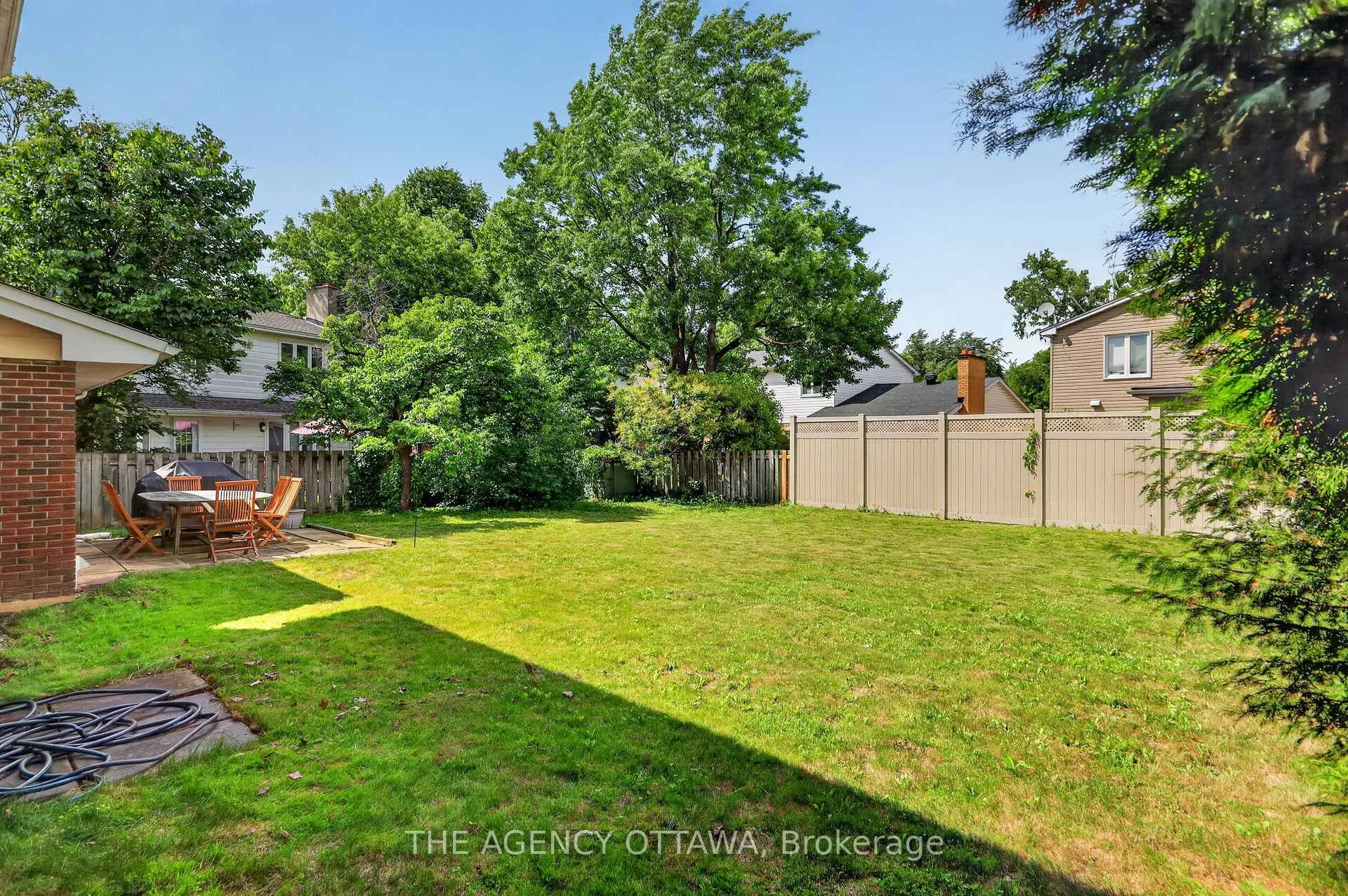 Photo 49 of 1681 Amberdale Crescent, Ottawa, Guildwood Estates - Urbandale Acres — HOMEH