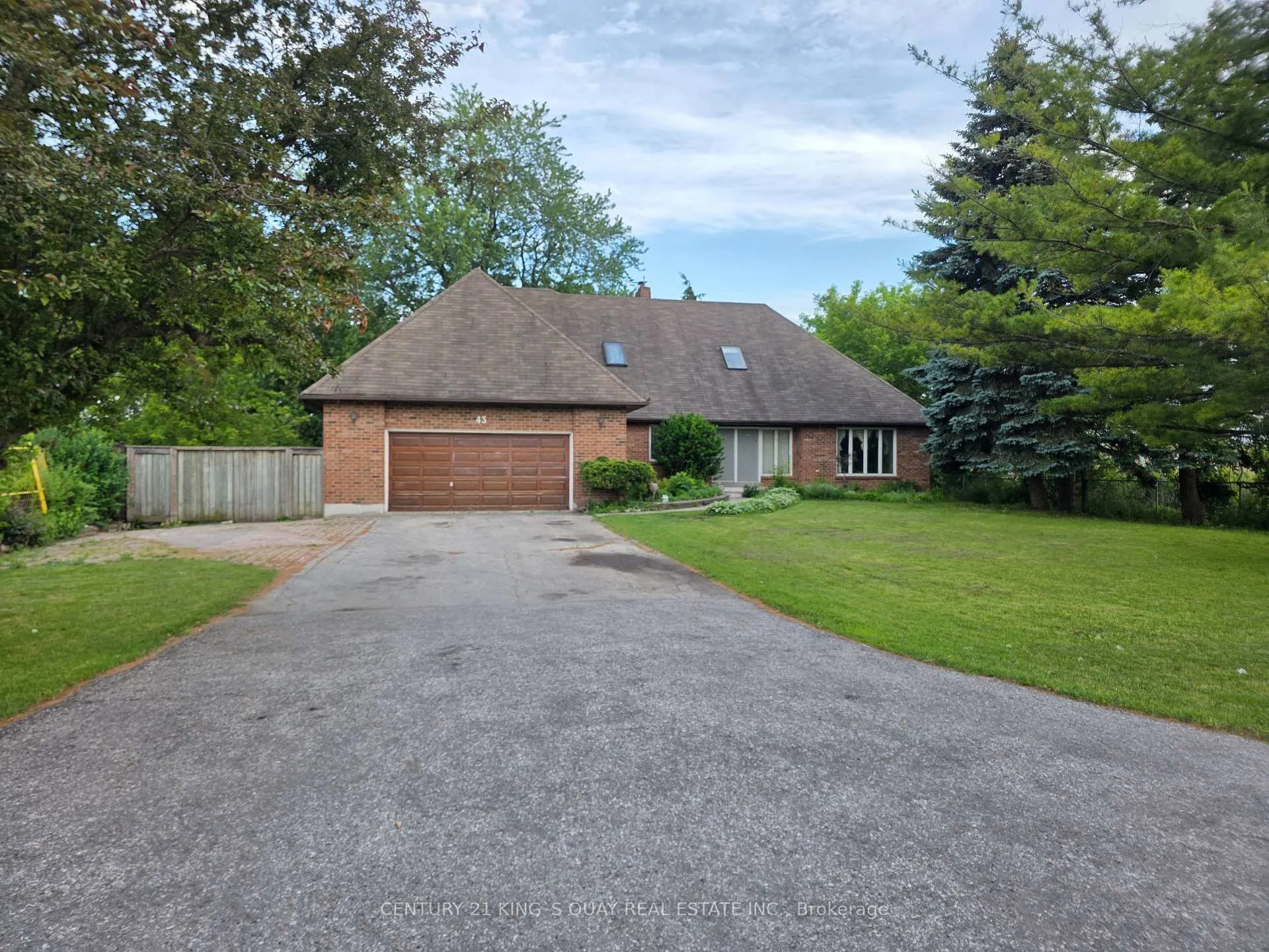 Photo 1 of 43 Helen Avenue, Markham, Village Green-South Unionville — HOMEH