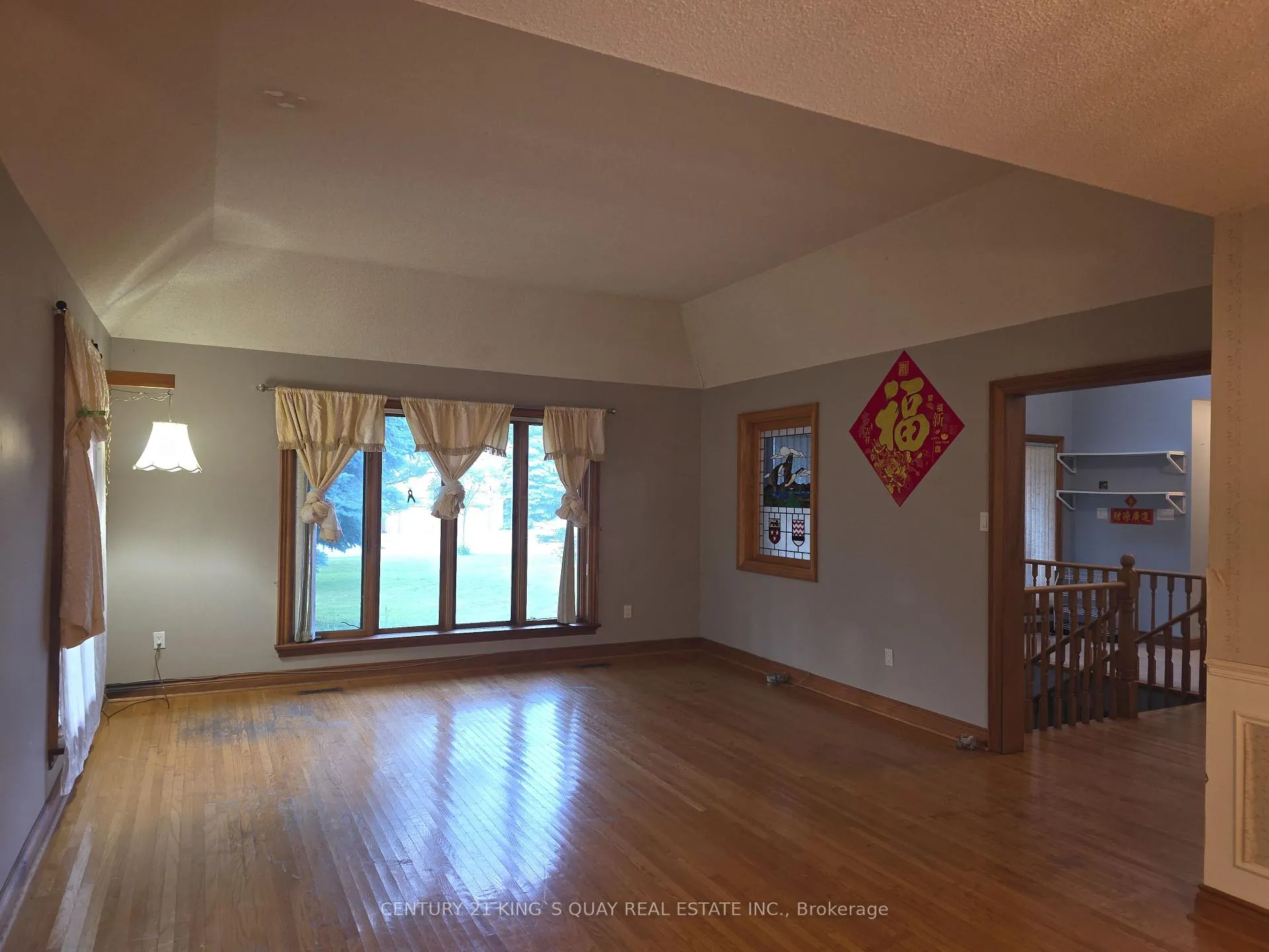 Photo 7 of 43 Helen Avenue, Markham, Village Green-South Unionville — HOMEH
