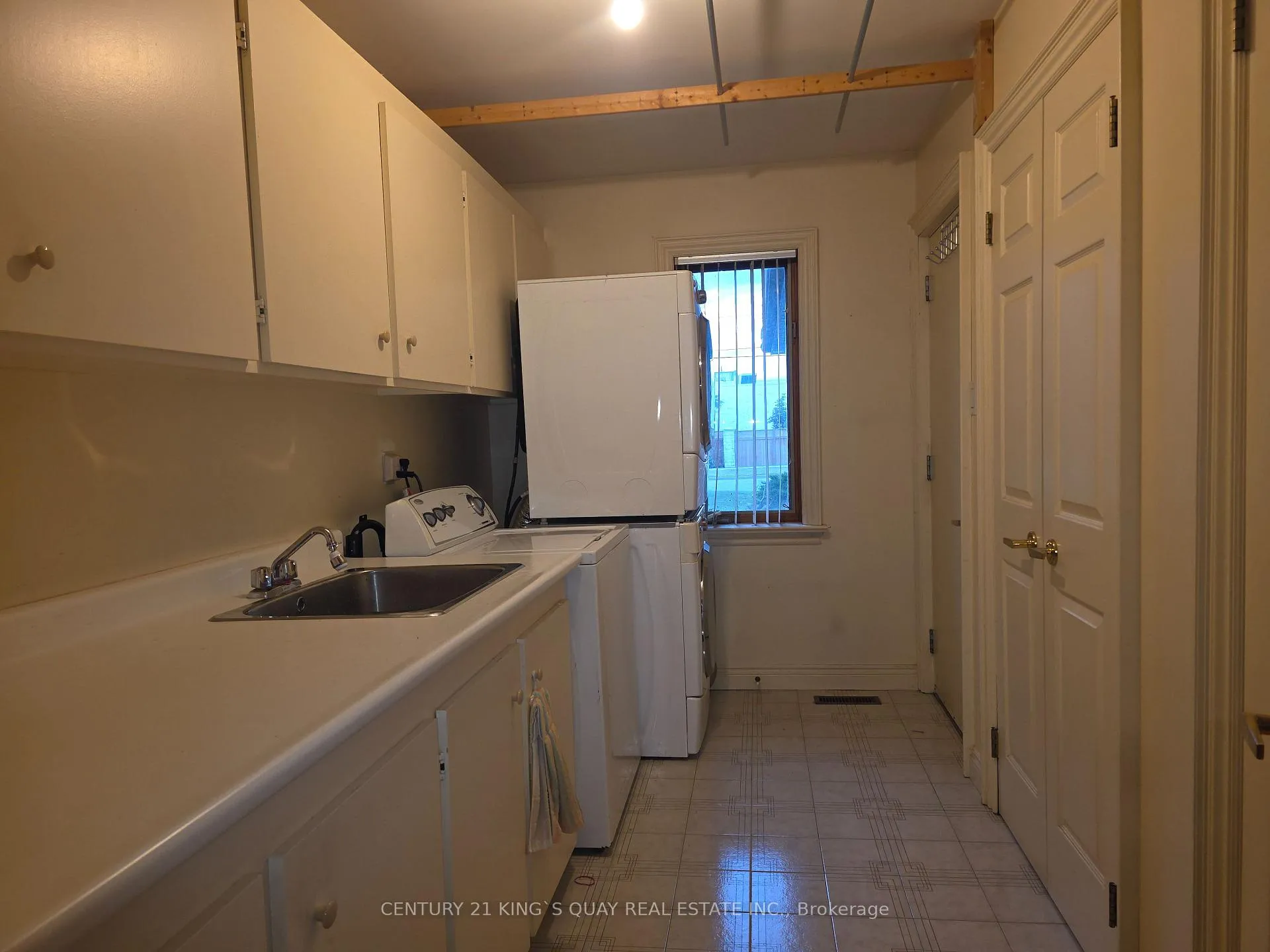Photo 13 of 43 Helen Avenue, Markham, Village Green-South Unionville — HOMEH