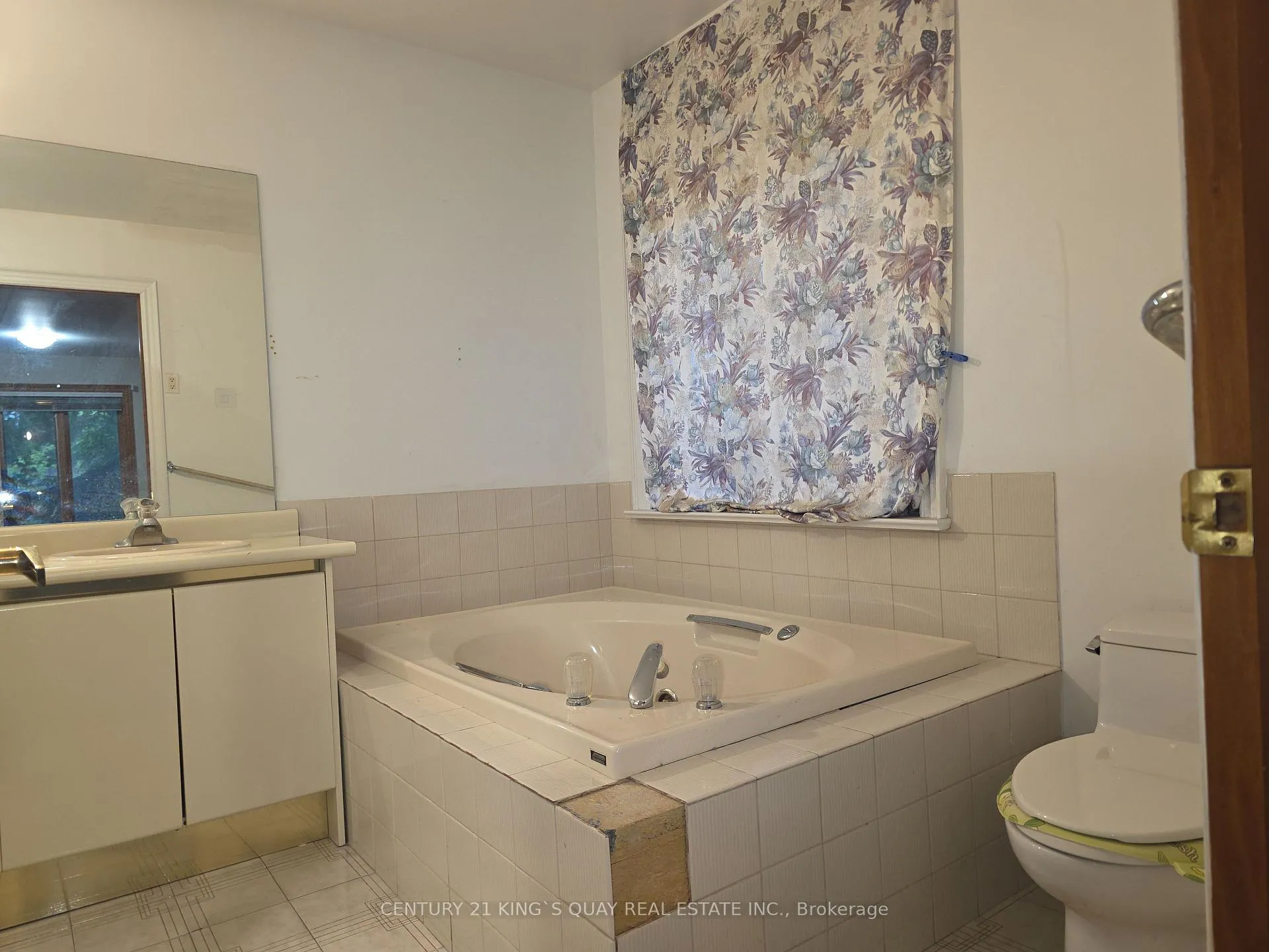 Photo 18 of 43 Helen Avenue, Markham, Village Green-South Unionville — HOMEH