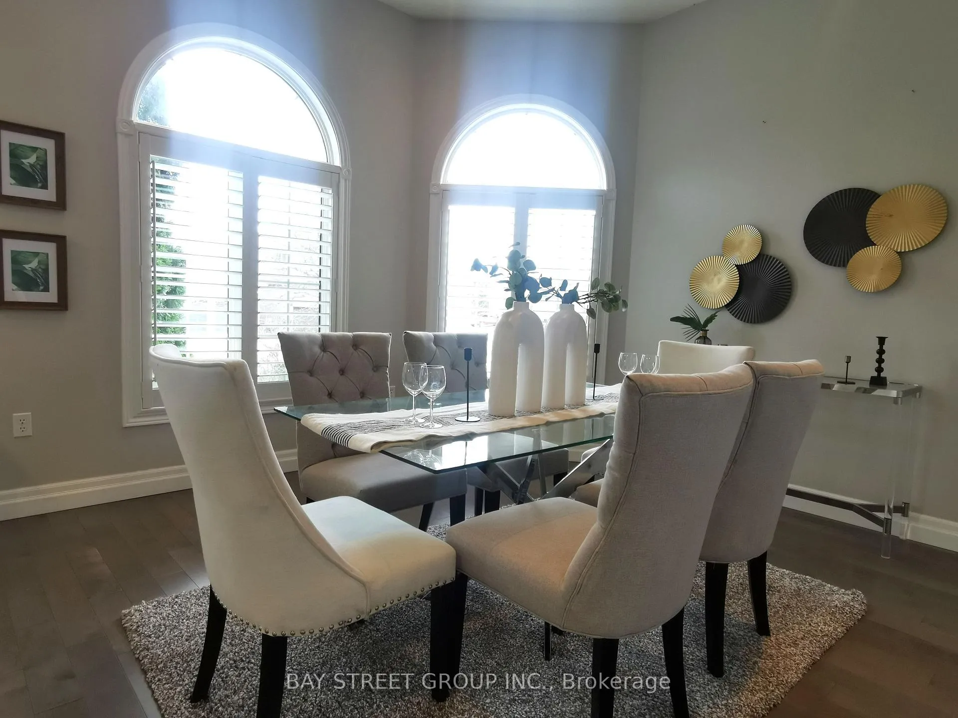 Photo 6 of 19 Falcon Crescent, Barrie, Innis-Shore — HOMEH