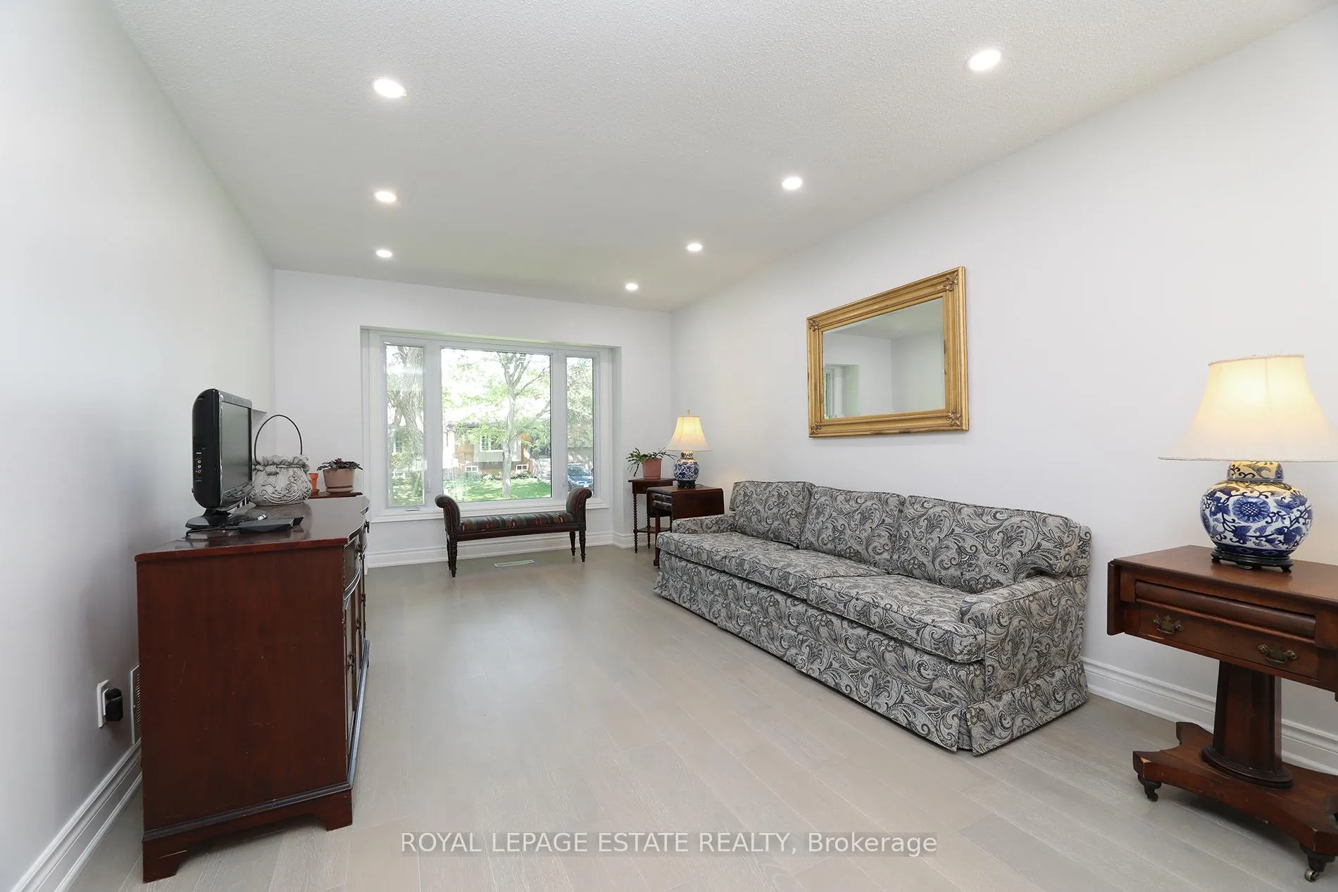 Photo 12 of 17 Jacob Drive, Whitby, Lynde Creek — HOMEH